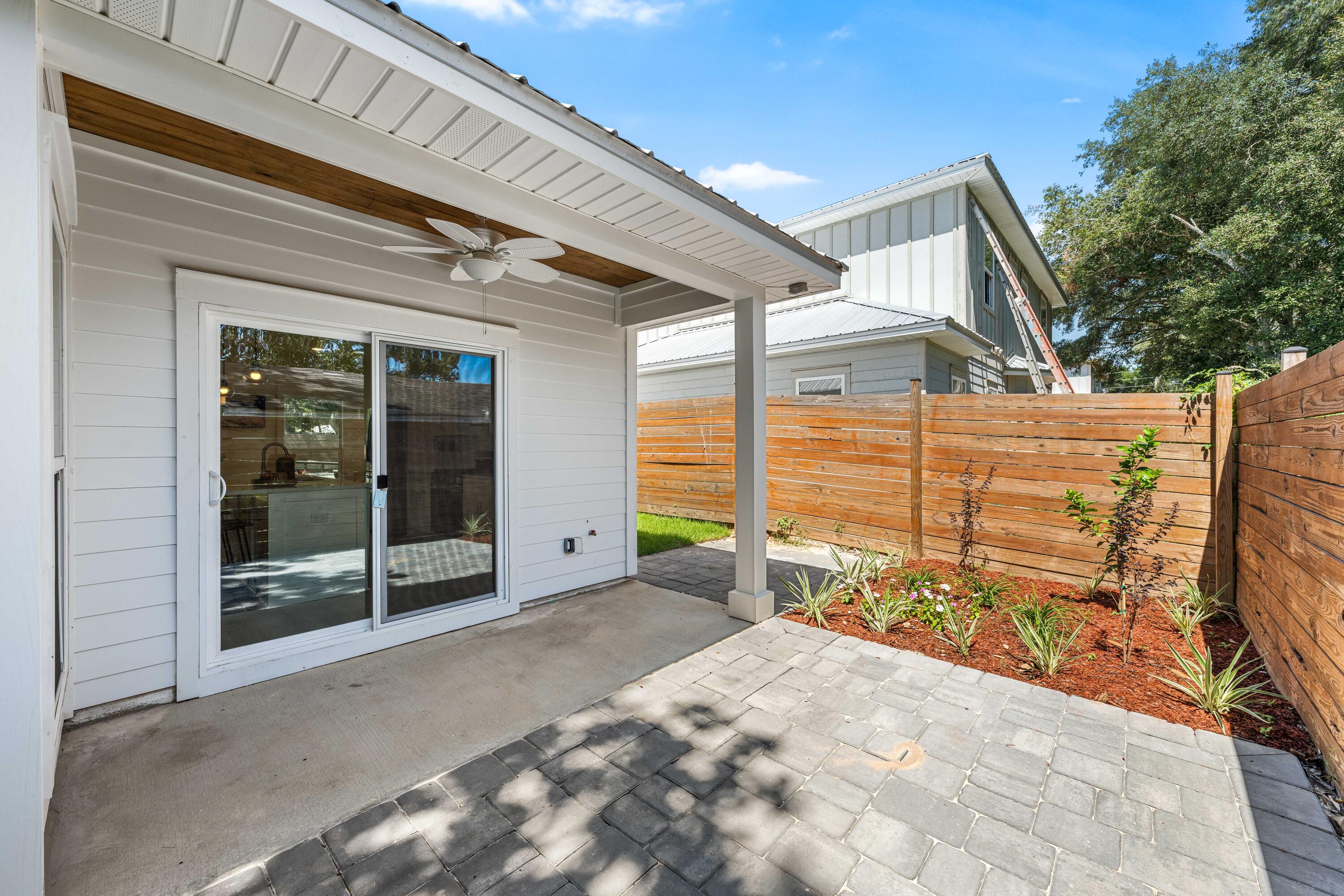 Destin Cottages - Residential