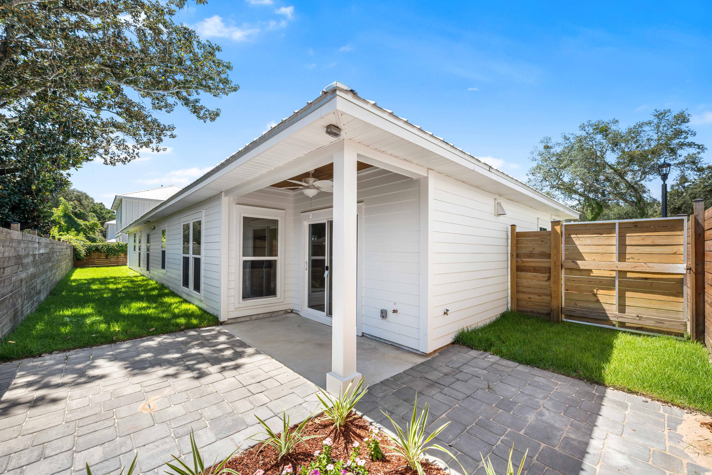 Destin Cottages - Residential
