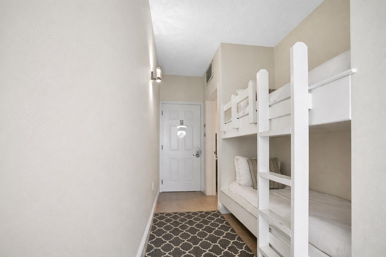 ARIEL DUNES - Residential