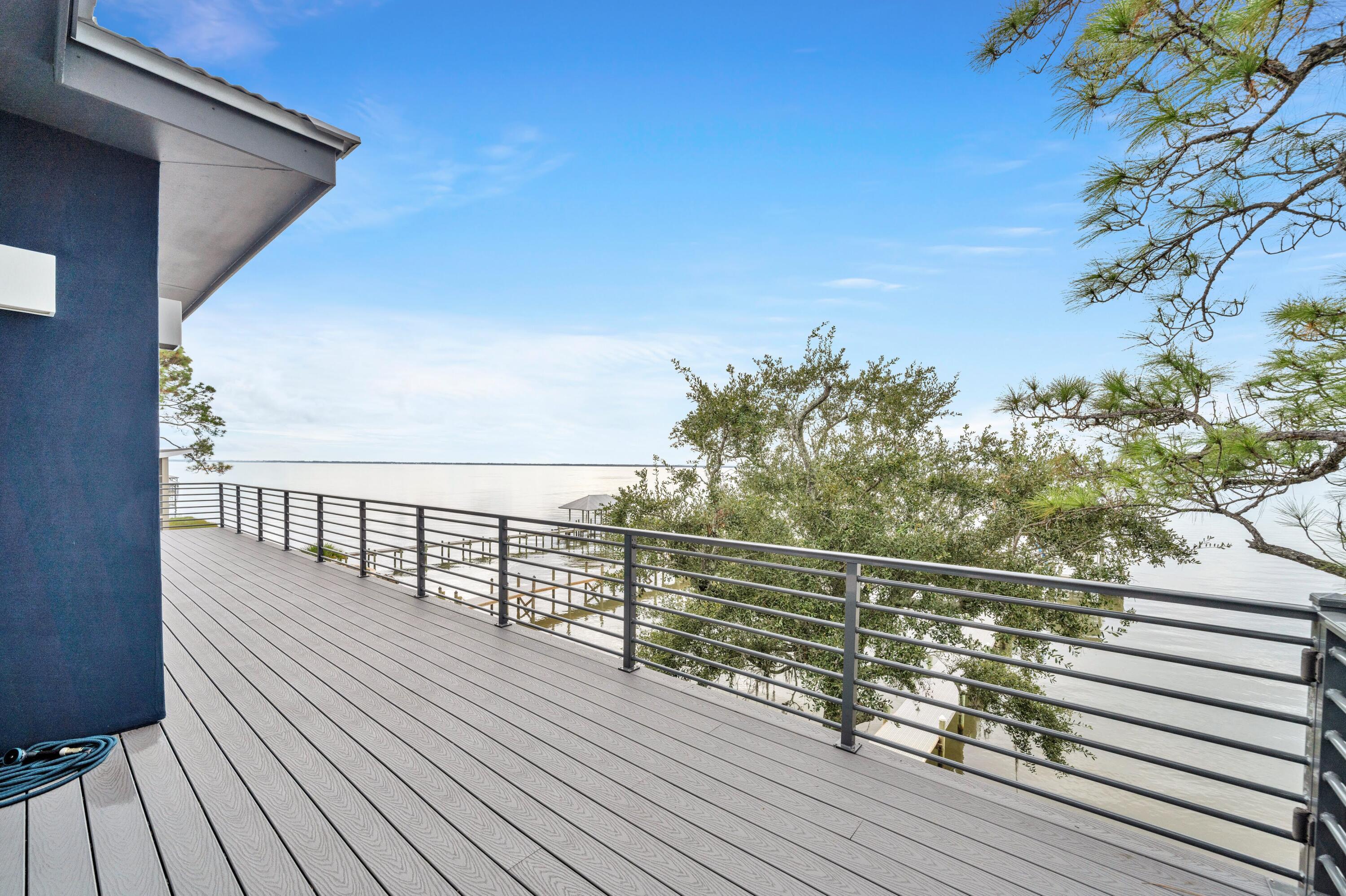 BAY HARBOUR - Residential