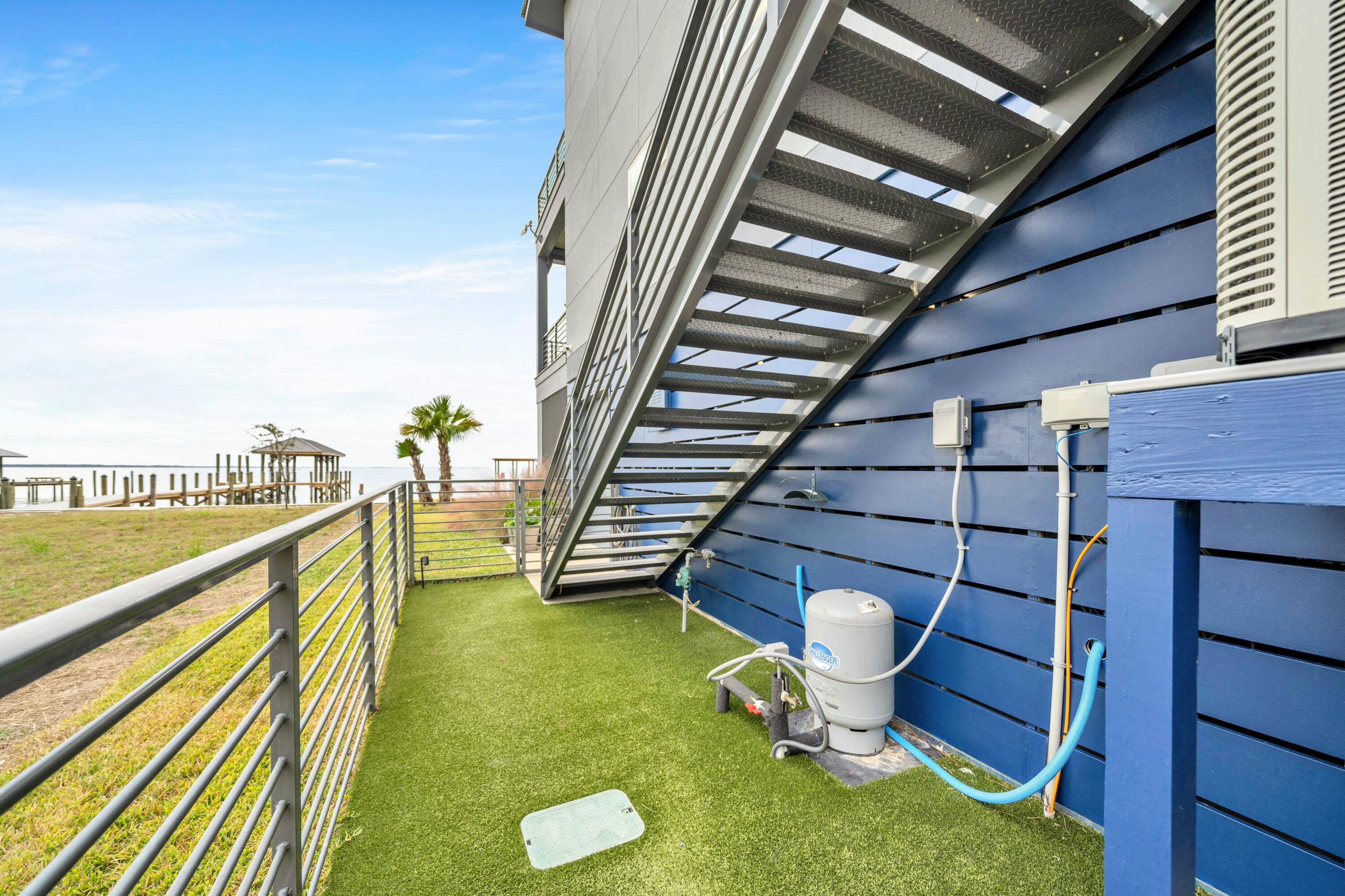 BAY HARBOUR - Residential