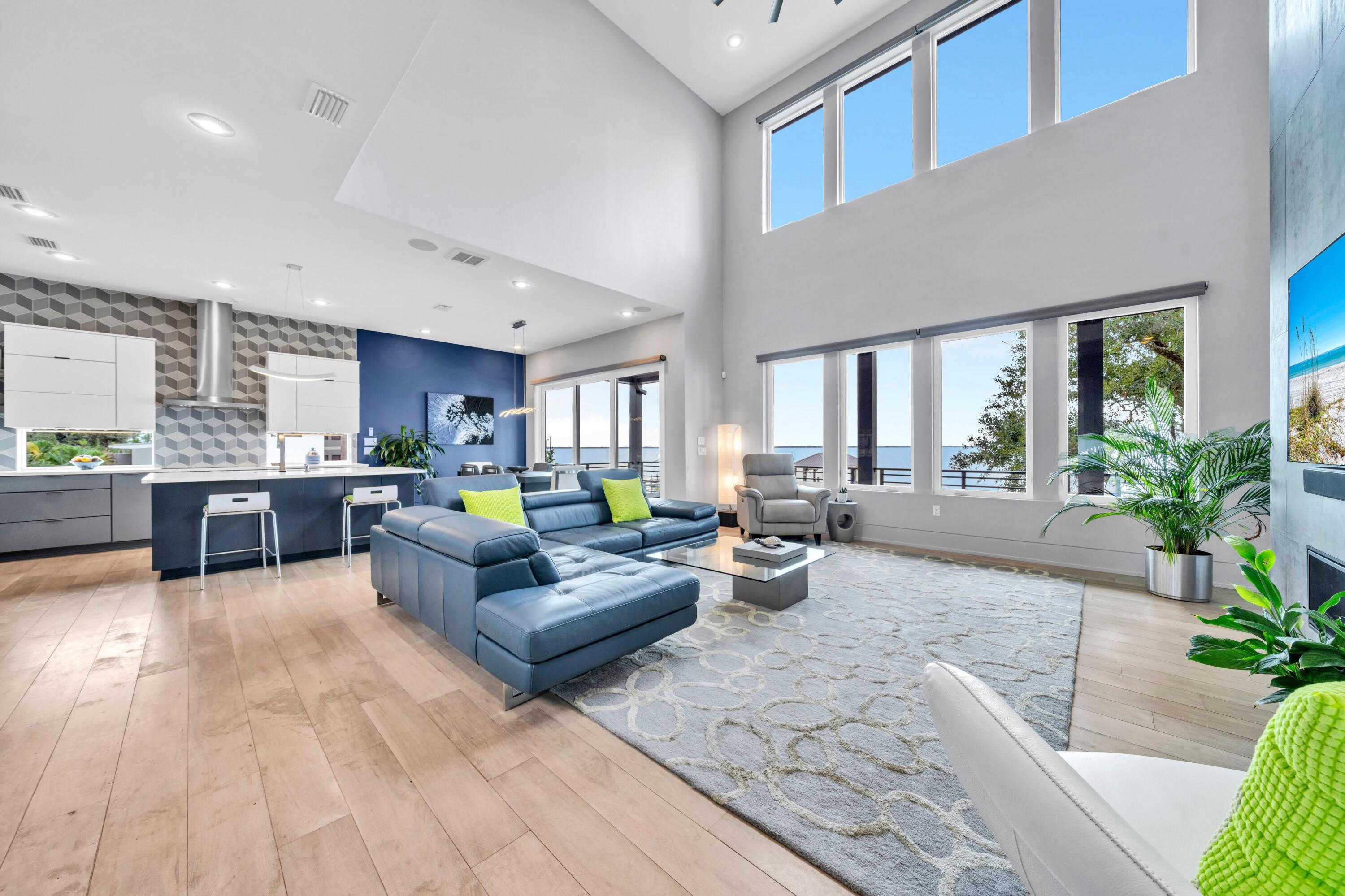 BAY HARBOUR - Residential