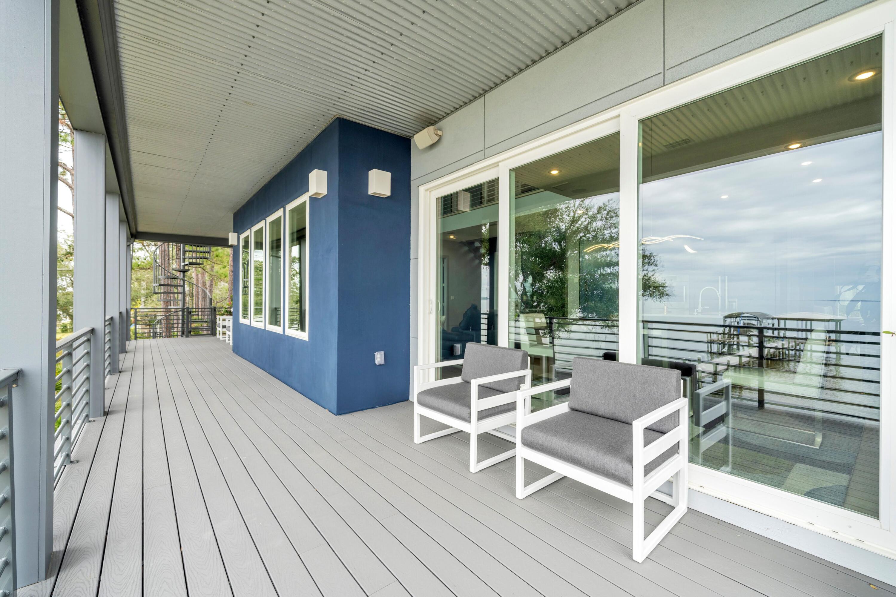 BAY HARBOUR - Residential