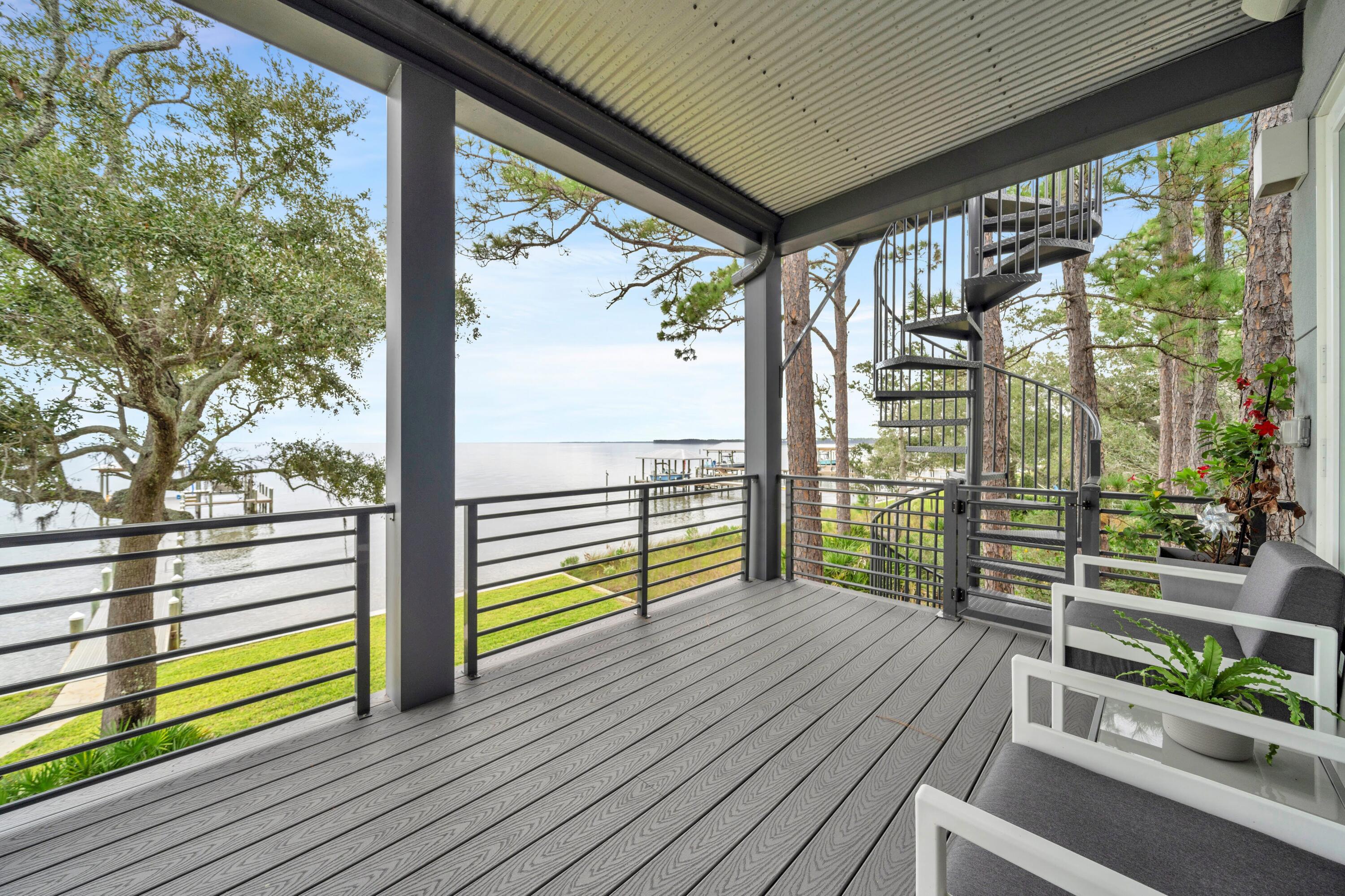 BAY HARBOUR - Residential