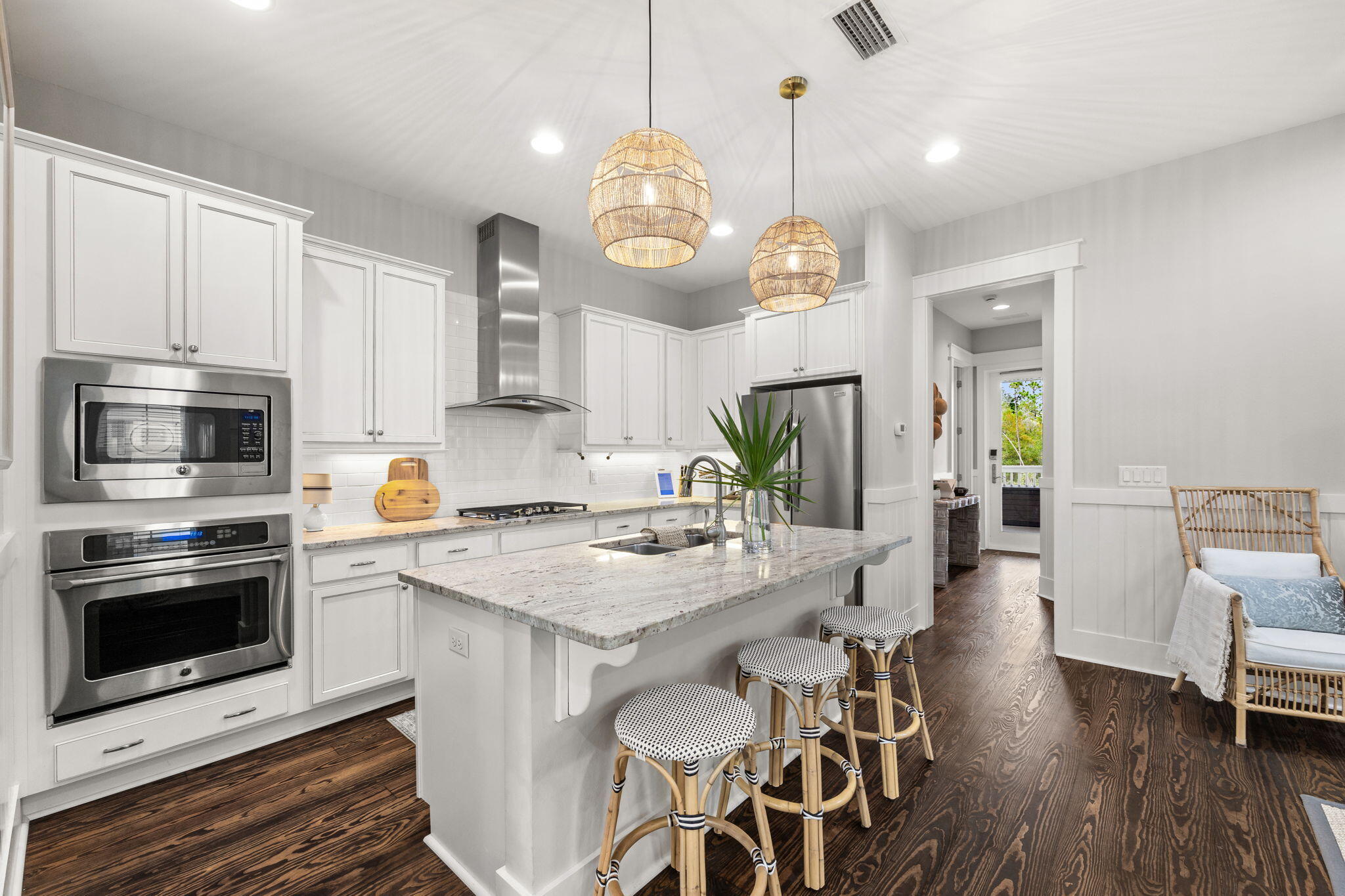 655 Flatwoods Forest Loop