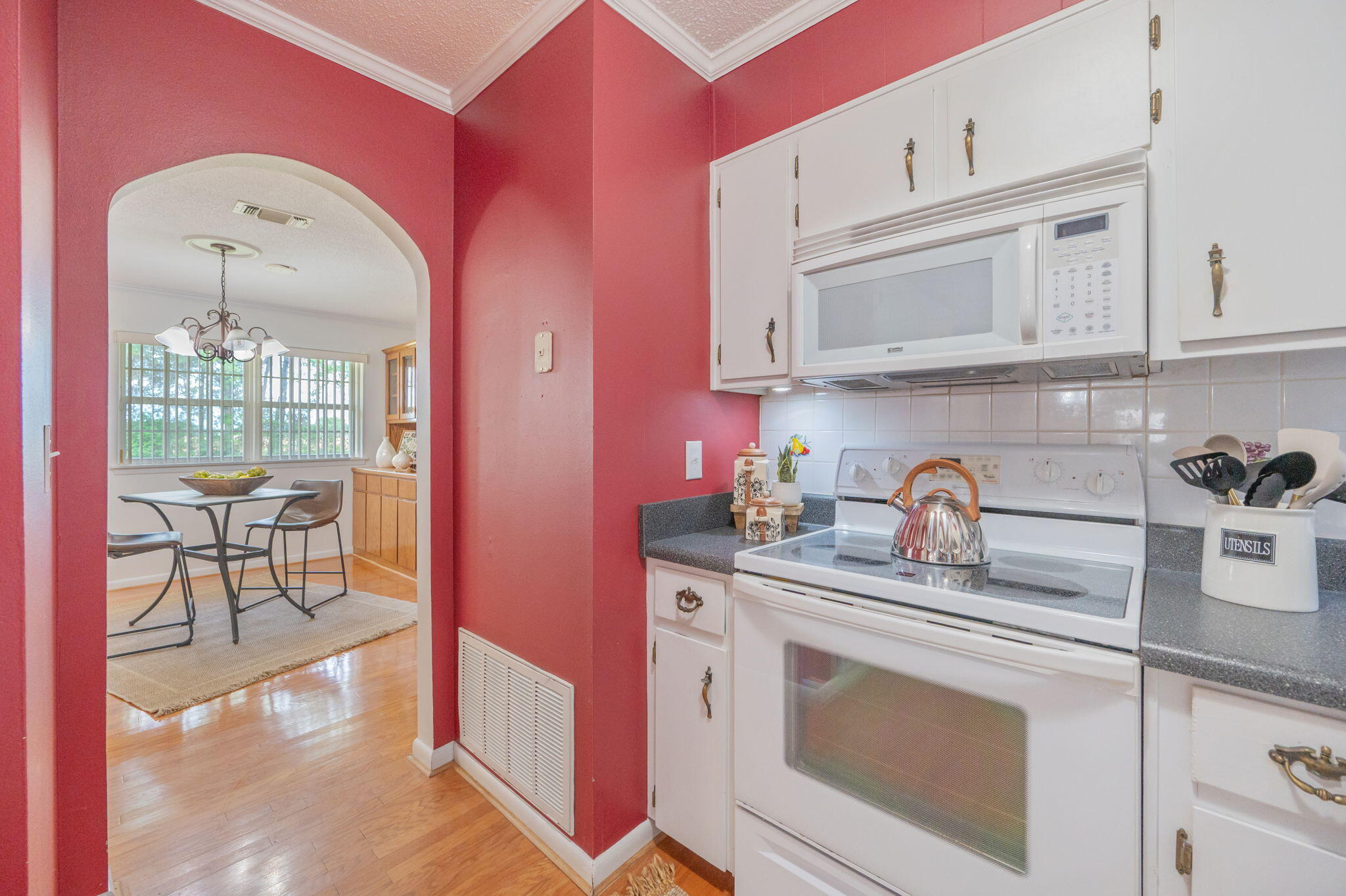 QUIET OAKS S/D - Residential