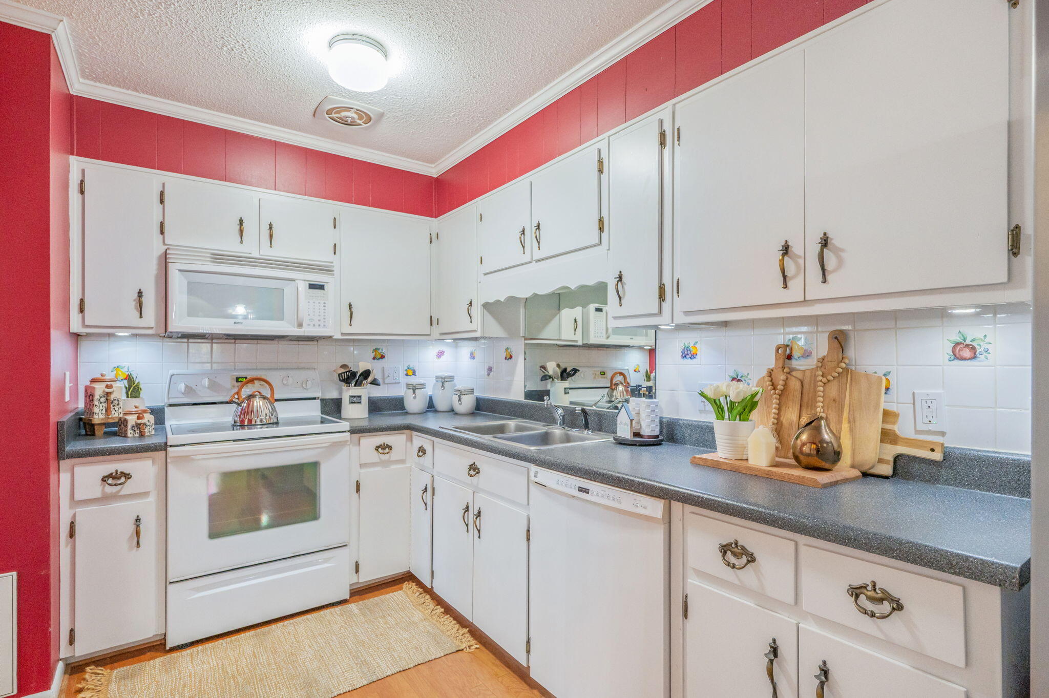 QUIET OAKS S/D - Residential