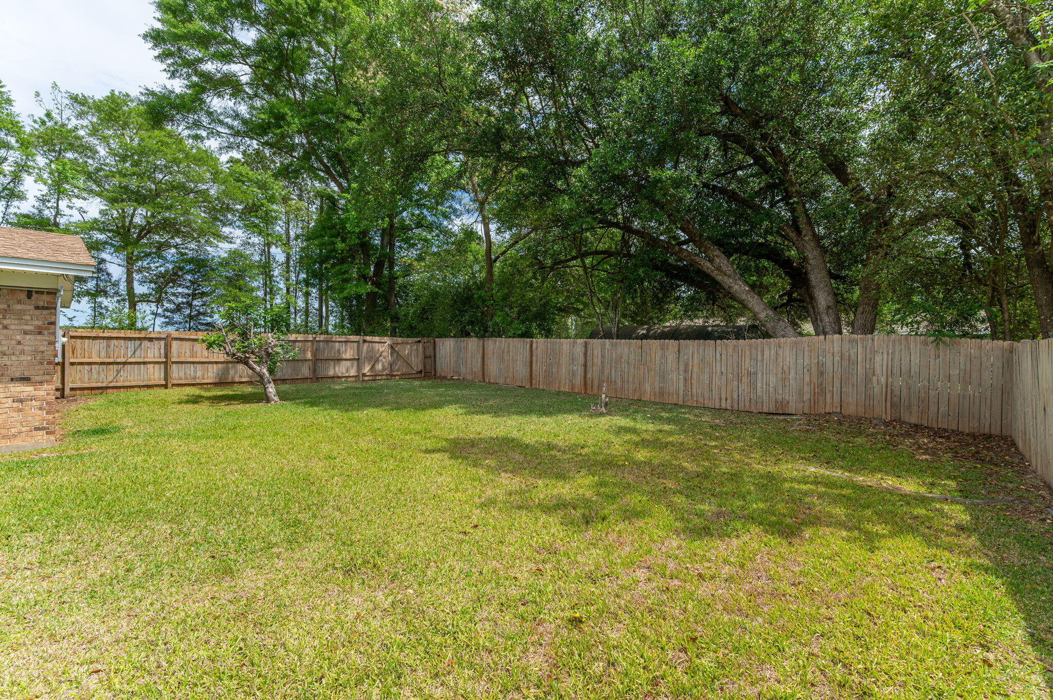 QUIET OAKS S/D - Residential