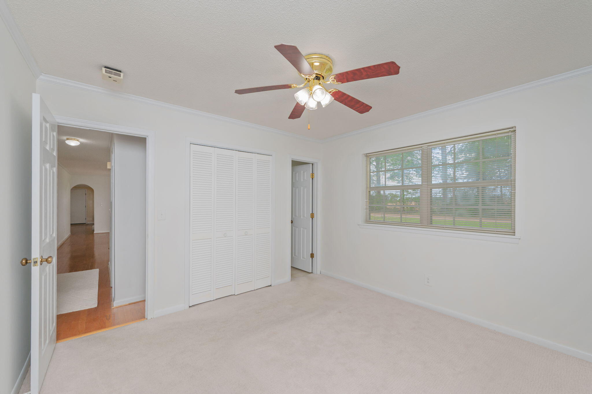 QUIET OAKS S/D - Residential