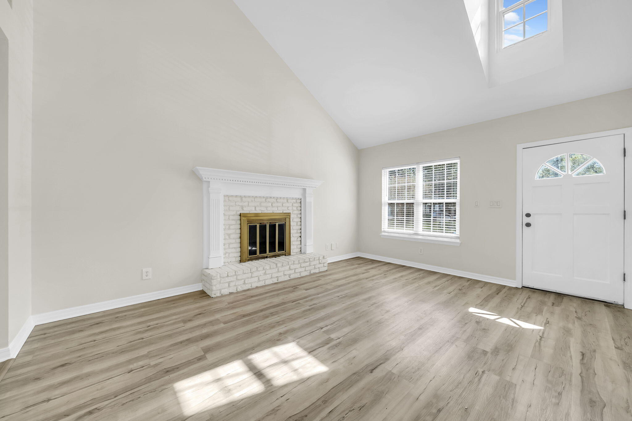 2625 Windsor Lane