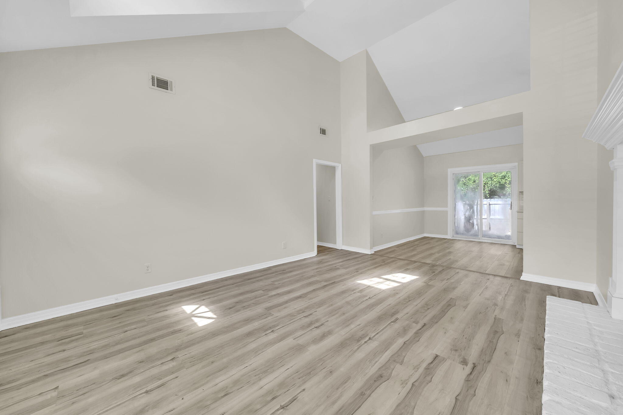 2625 Windsor Lane