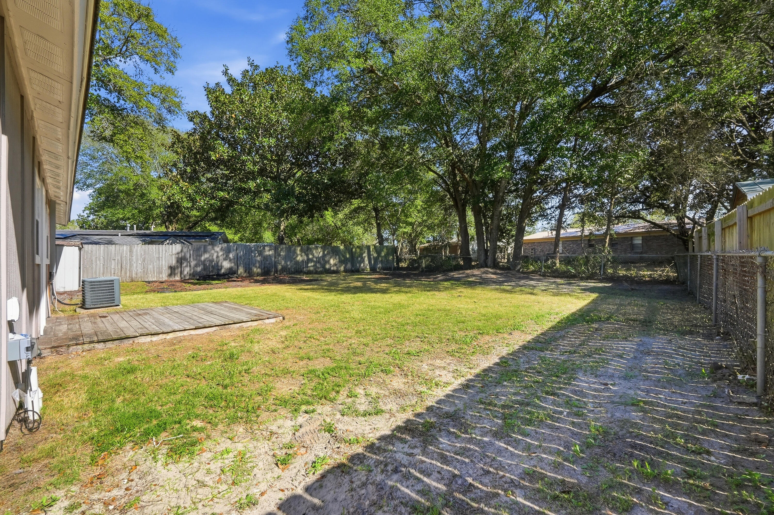 SPRINGDALE - Residential Lease