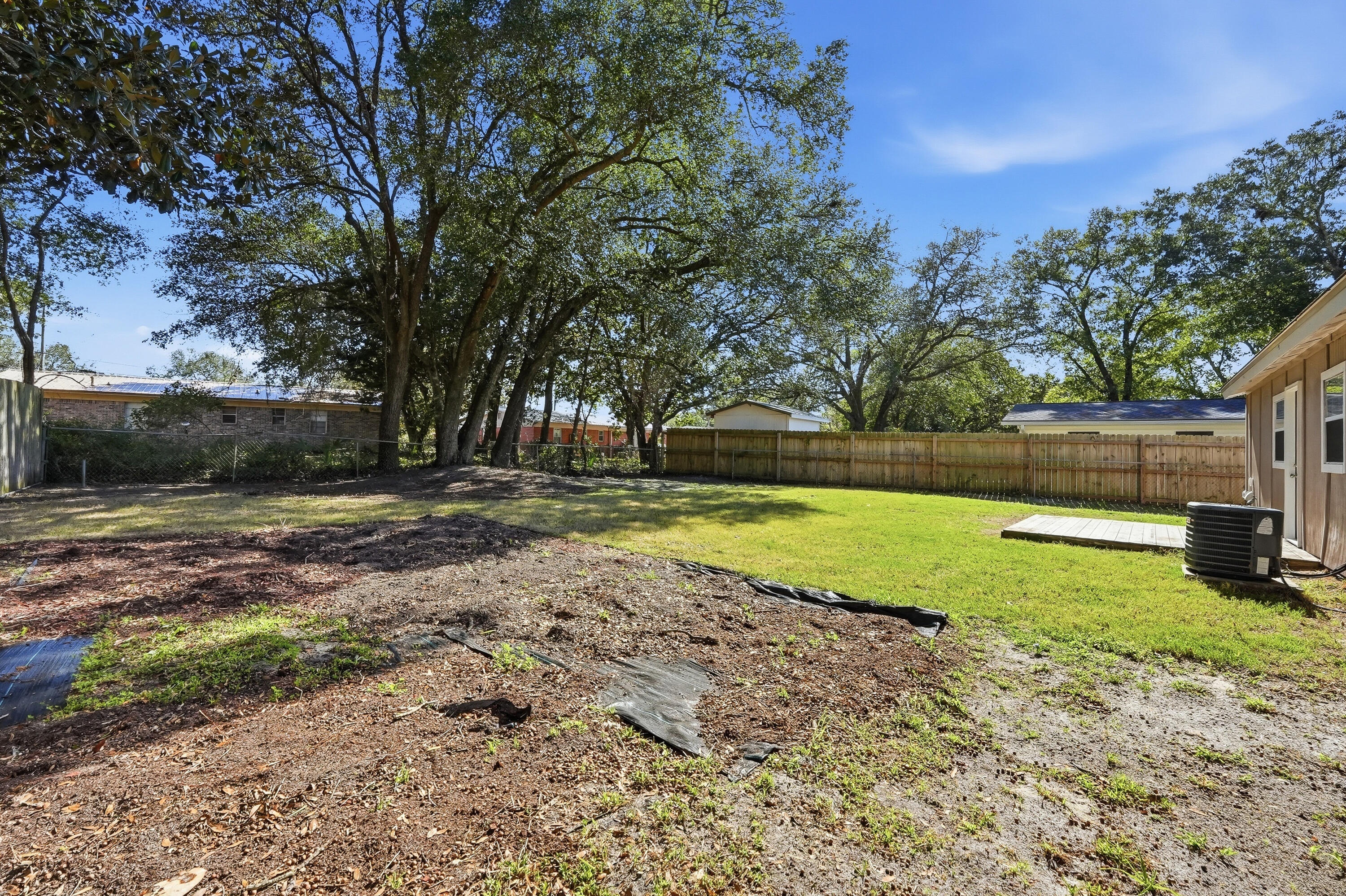 SPRINGDALE - Residential Lease