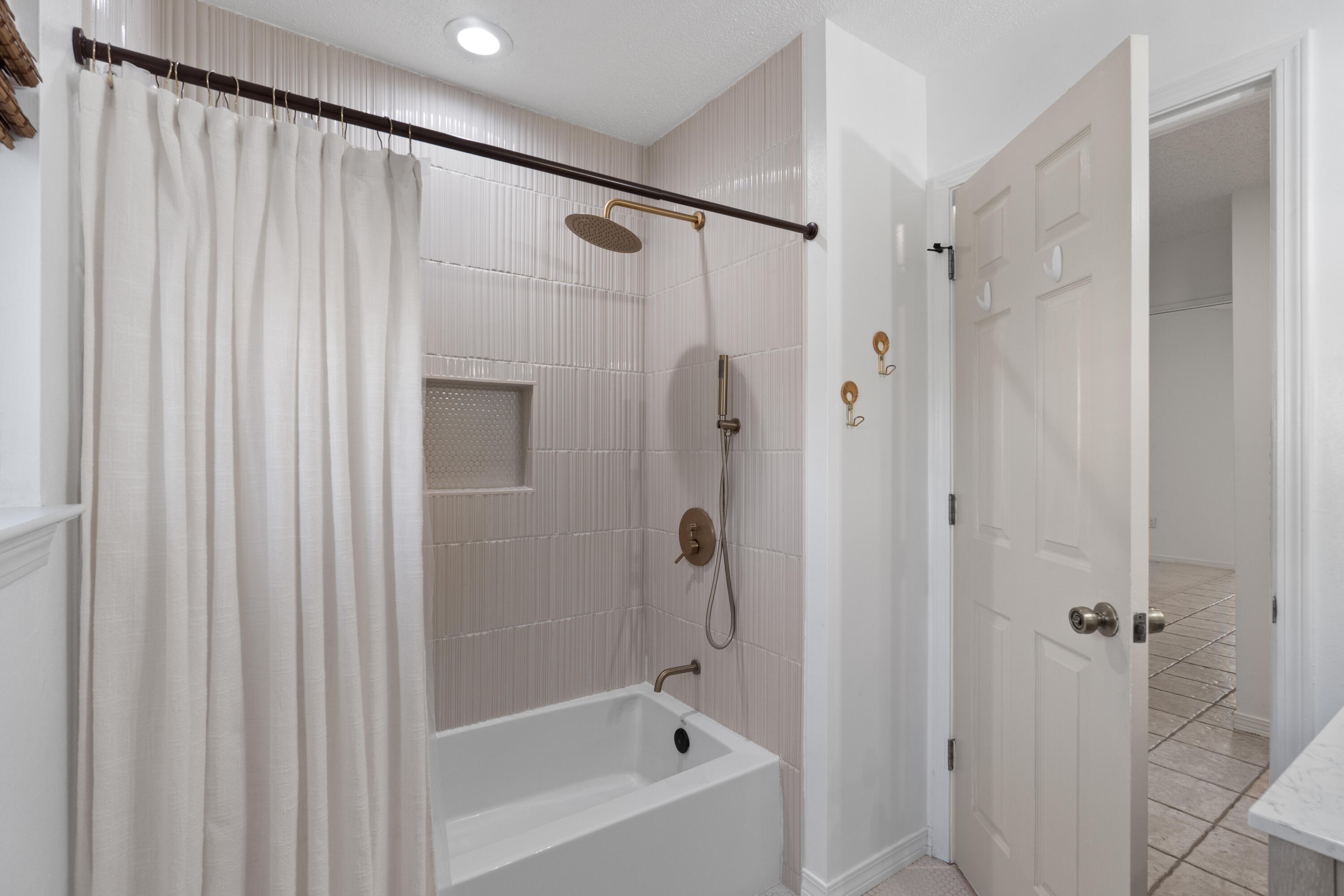 SHALIMAR POINTE PH 1 - Residential