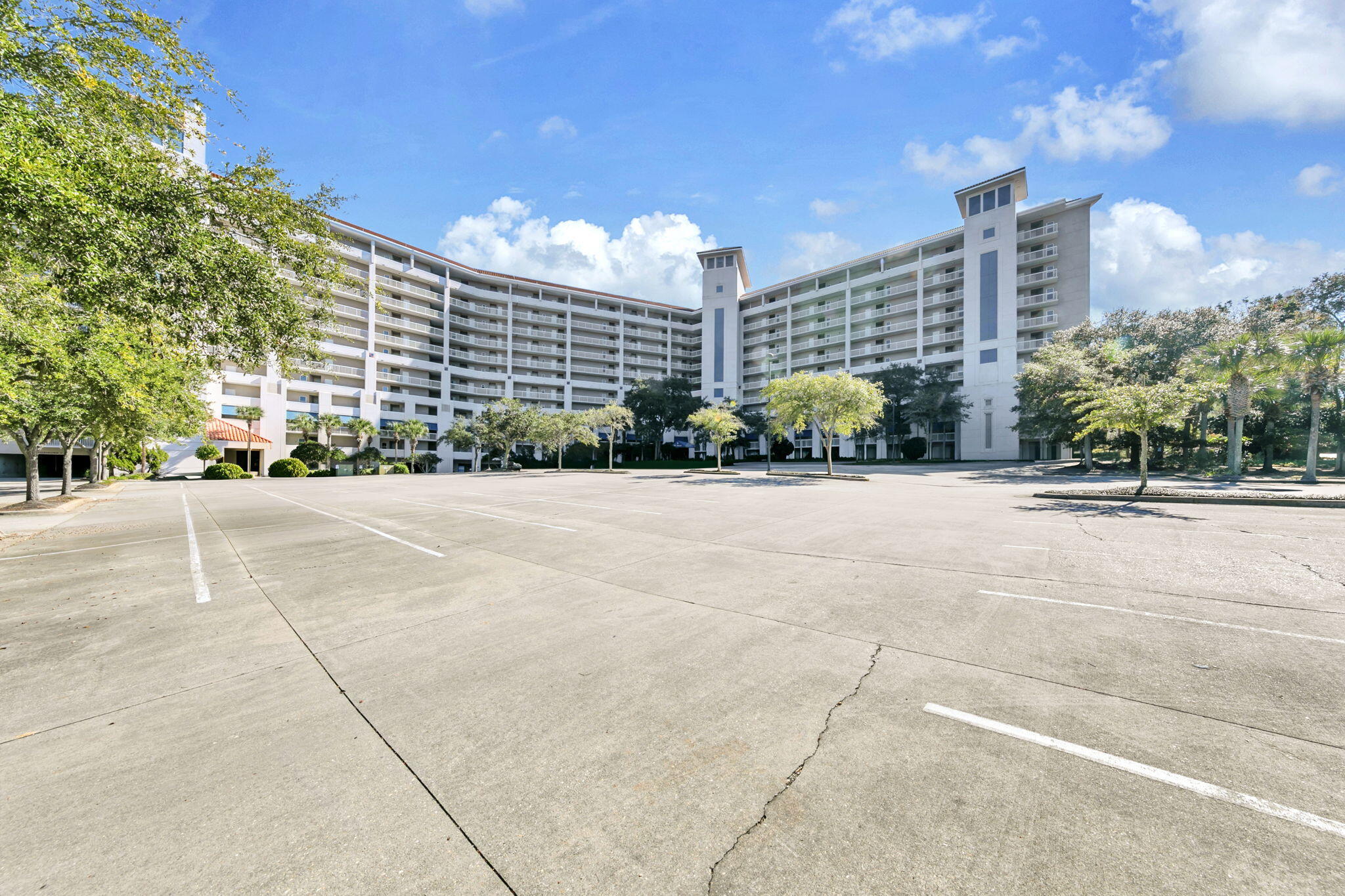 SUMMIT AT TOPS'L (THE) - Residential