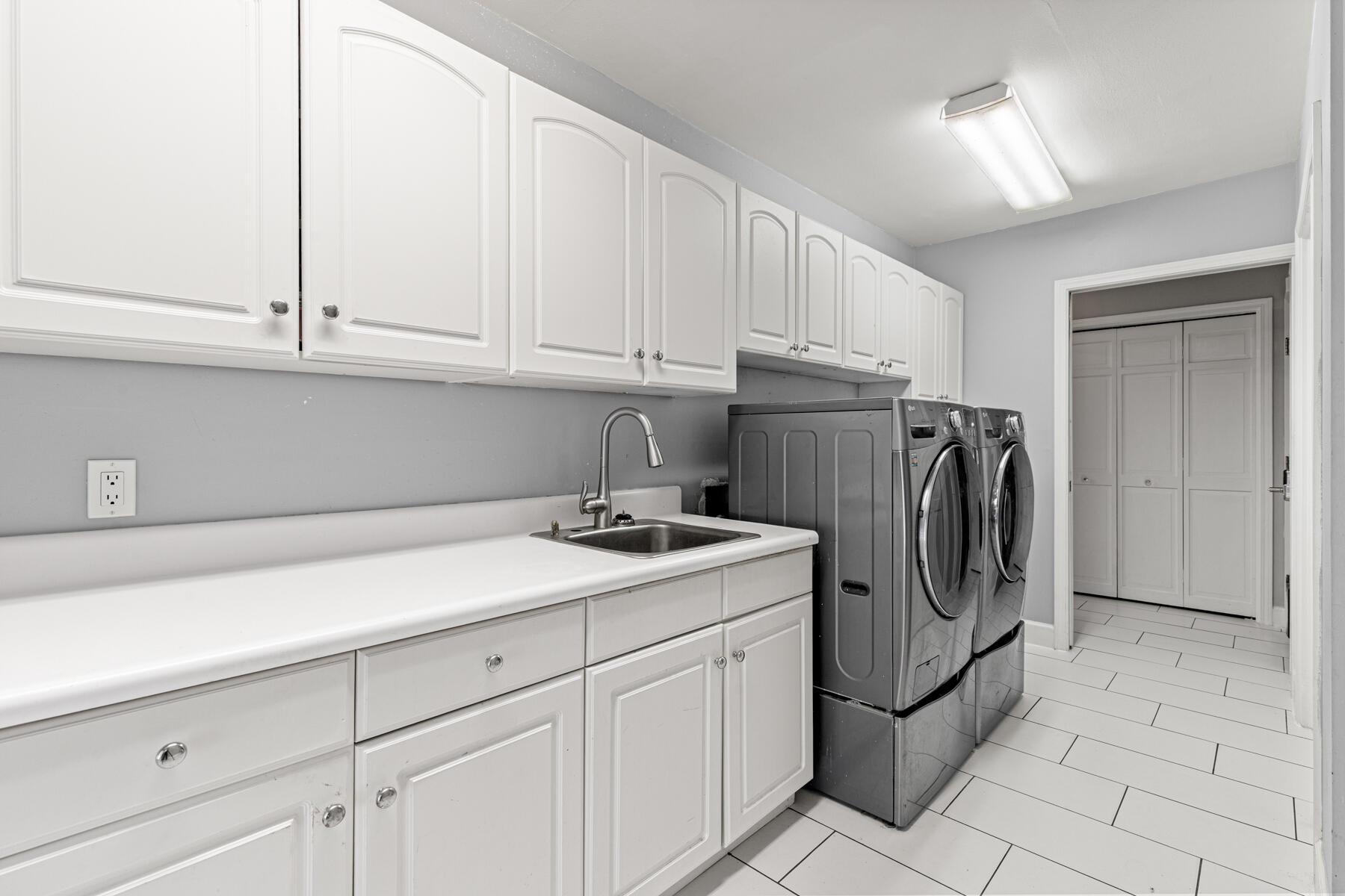 ROCKY BAYOU ESTATES 02 - Residential