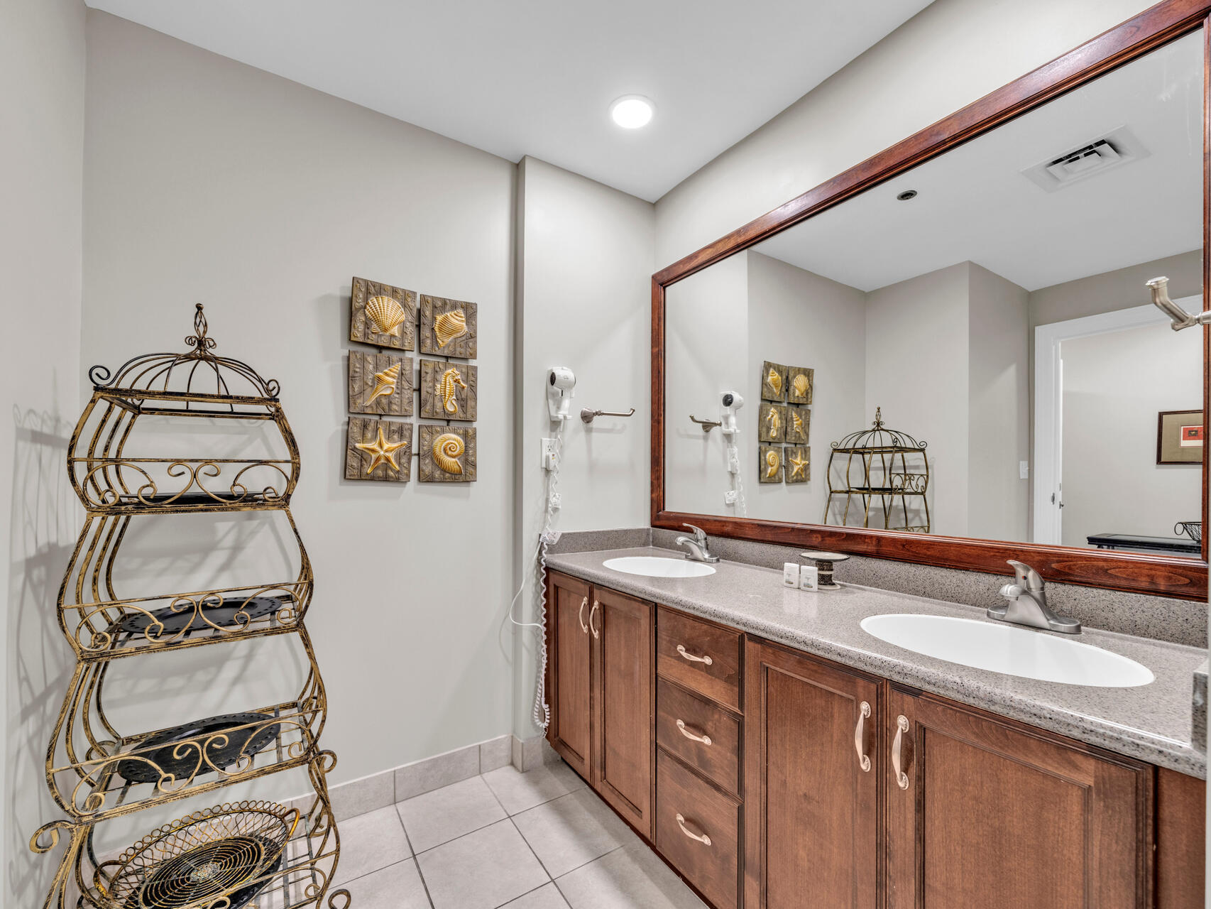 SUMMIT AT TOPS'L (THE) - Residential