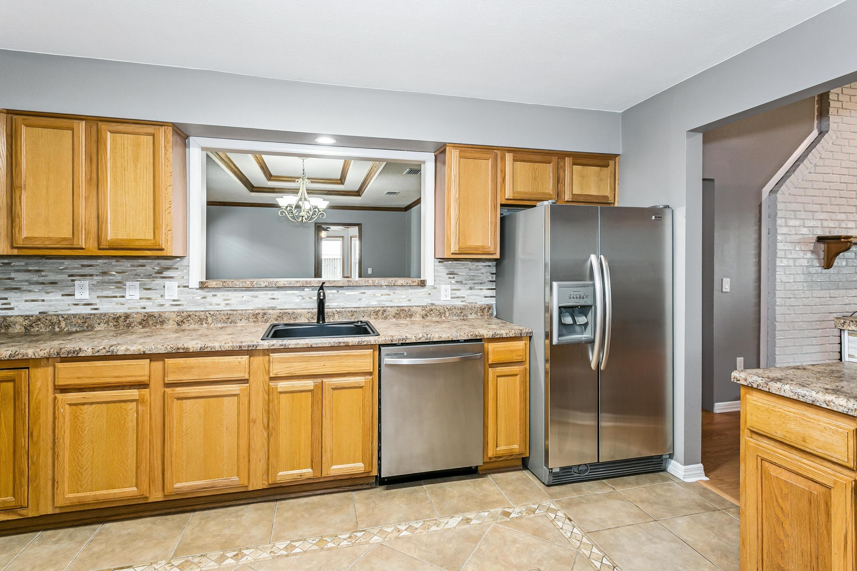 OAKRIDGE MANOR LOT 22 - Residential