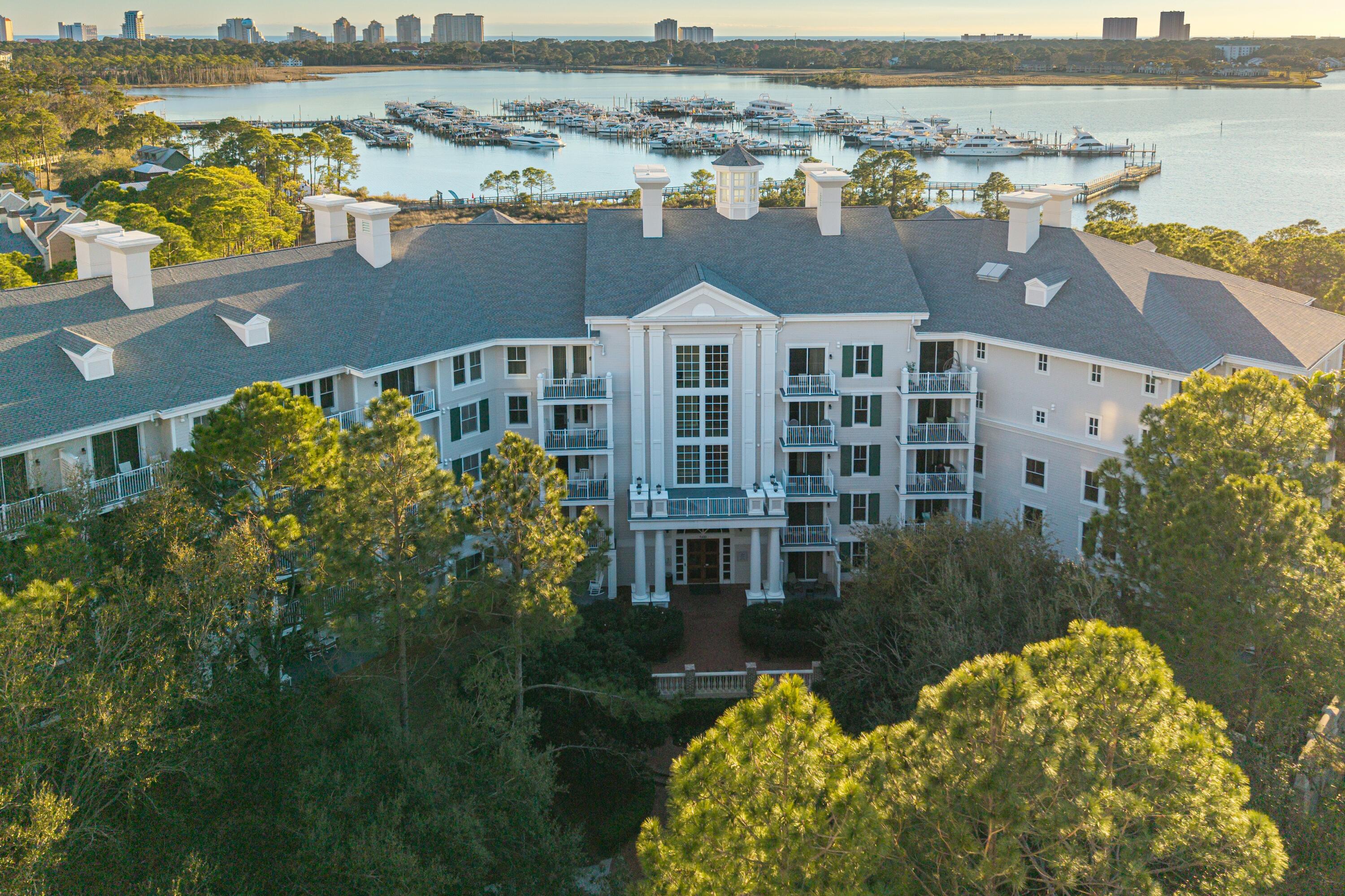 GRAND SANDESTIN - Residential