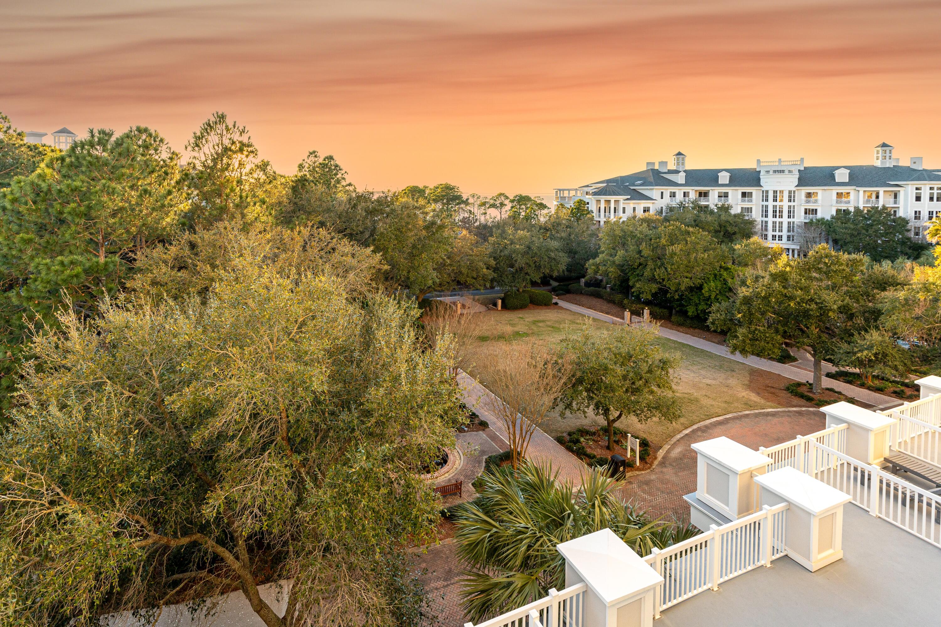 GRAND SANDESTIN - Residential