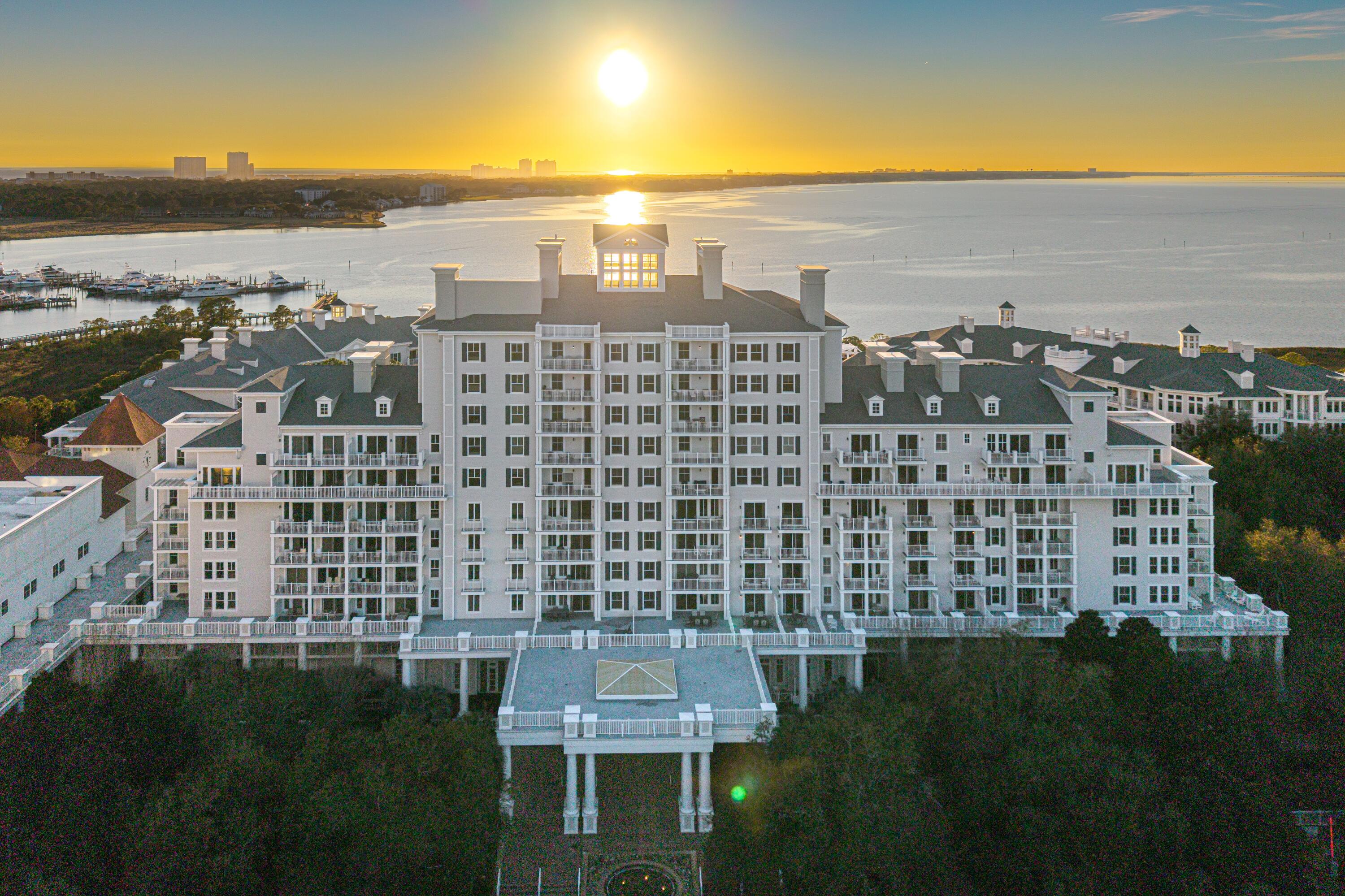 GRAND SANDESTIN - Residential