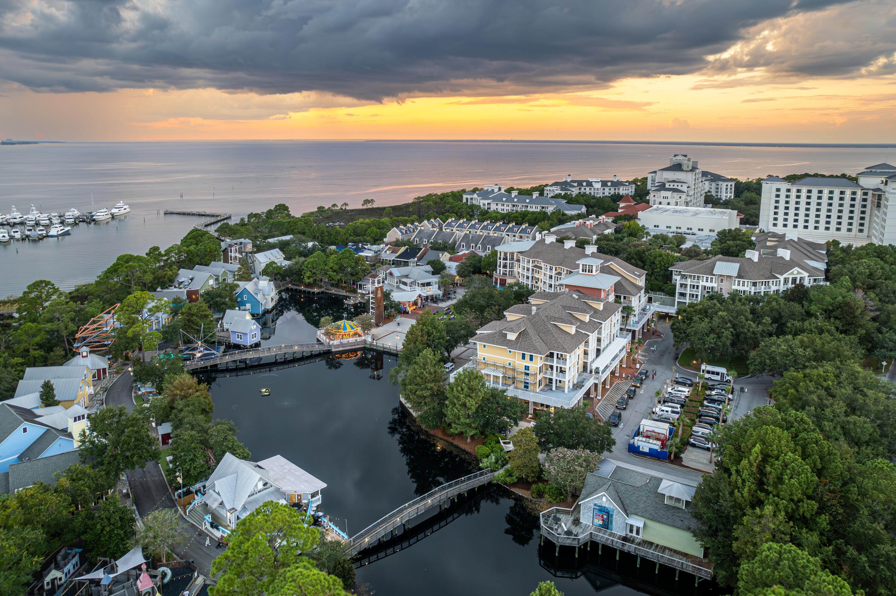 GRAND SANDESTIN - Residential