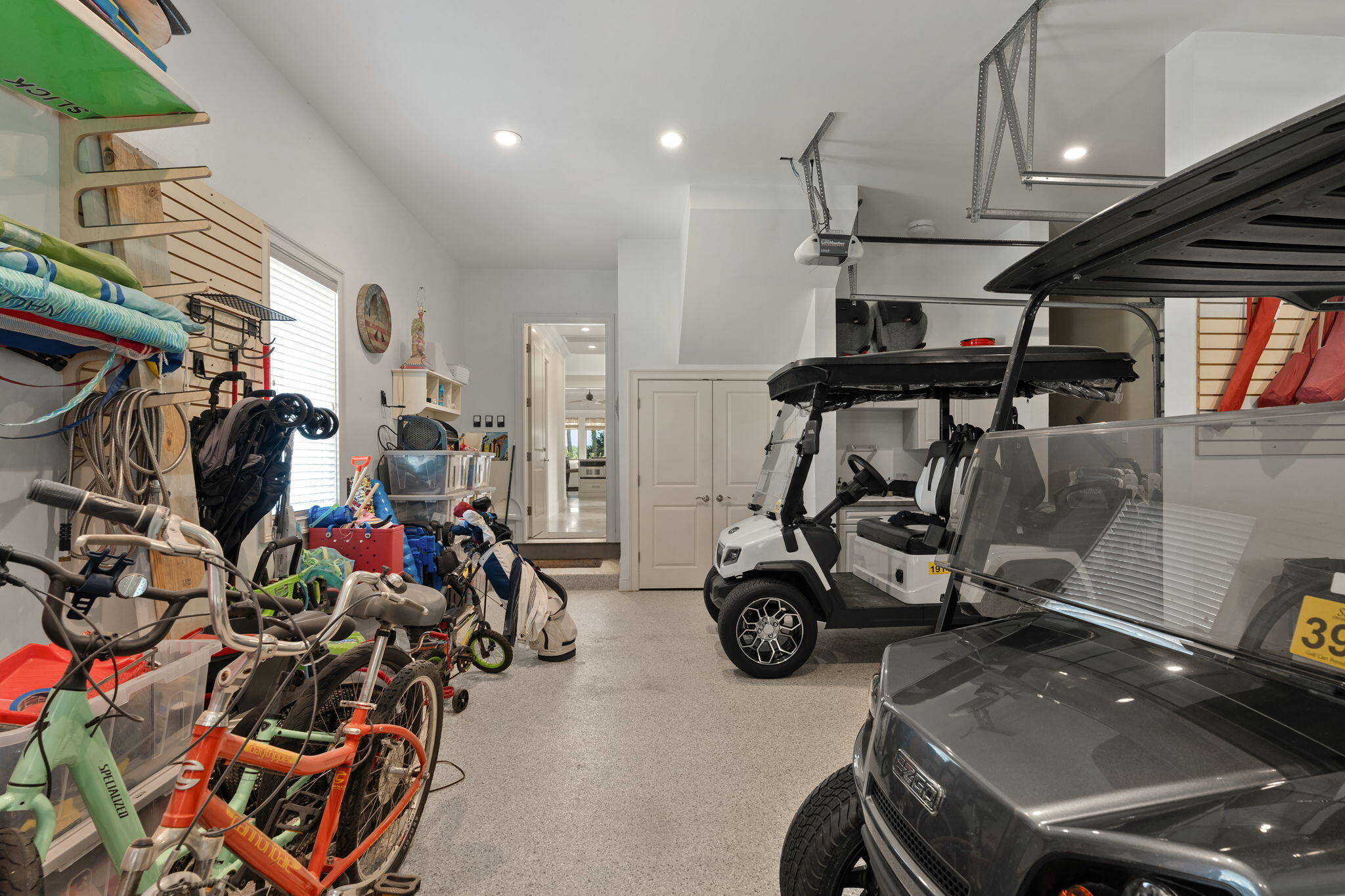 BURNT PINE - Residential