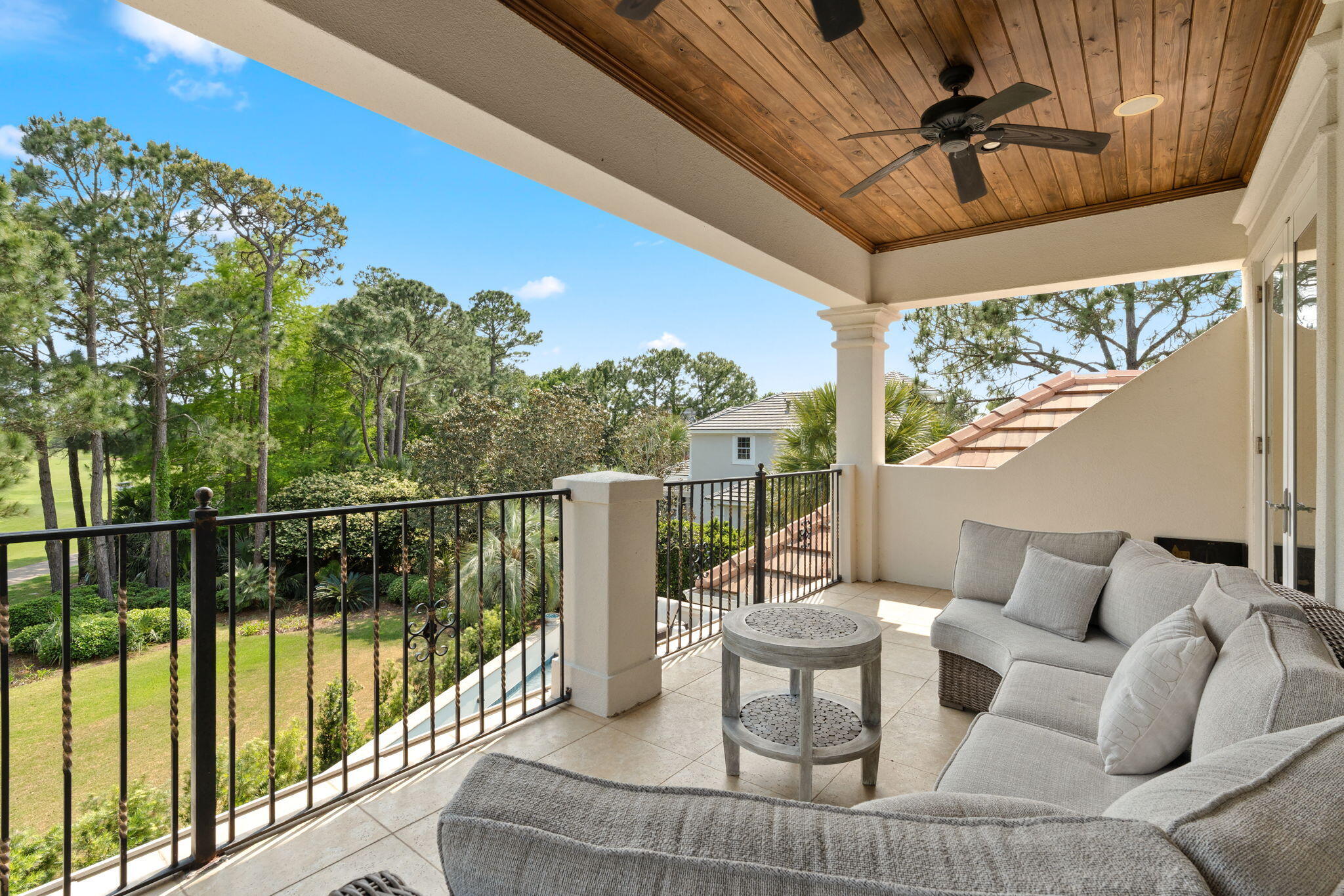 BURNT PINE - Residential