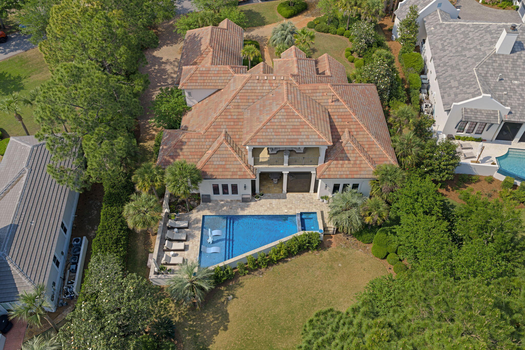 BURNT PINE - Residential