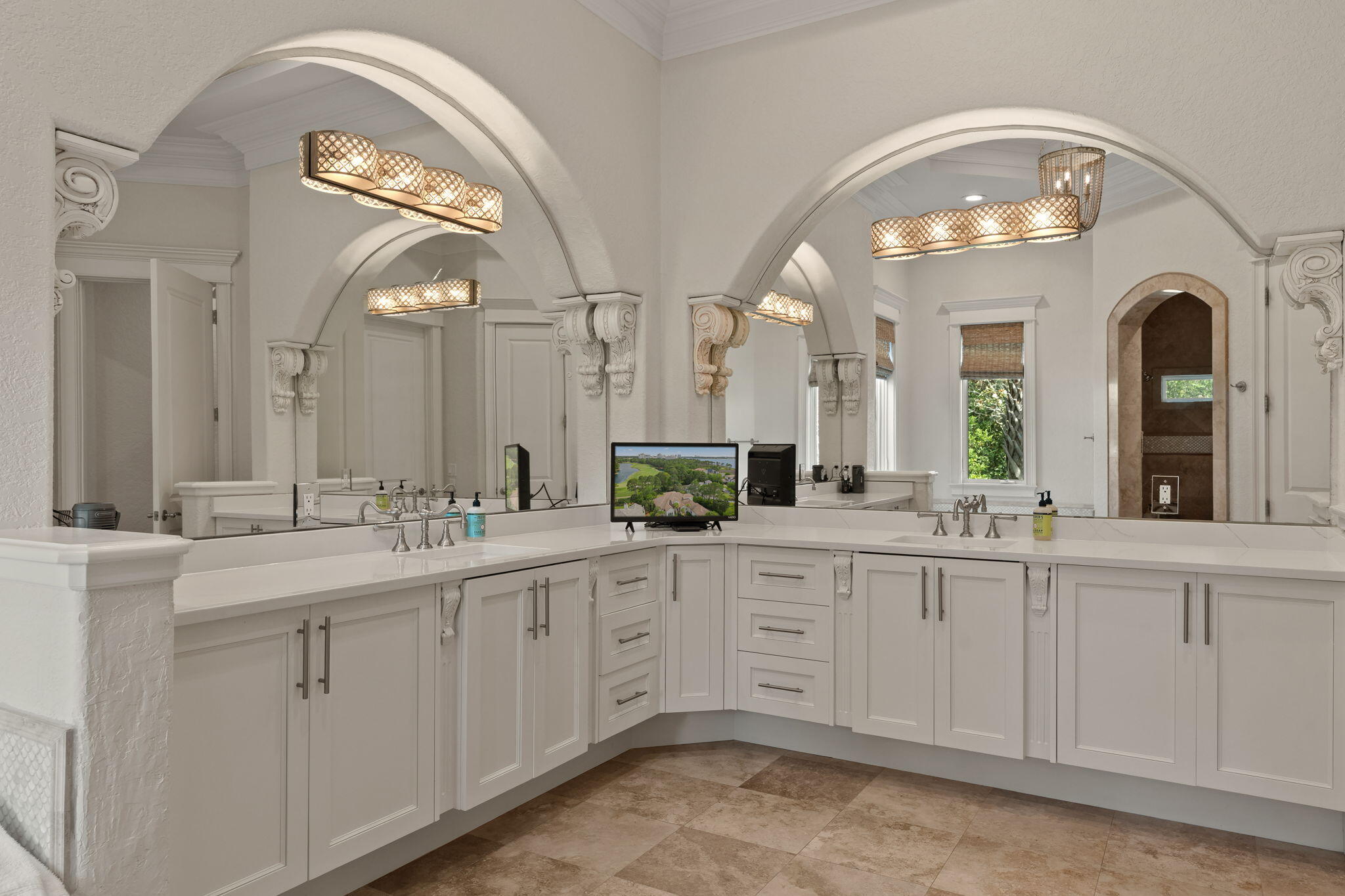 BURNT PINE - Residential