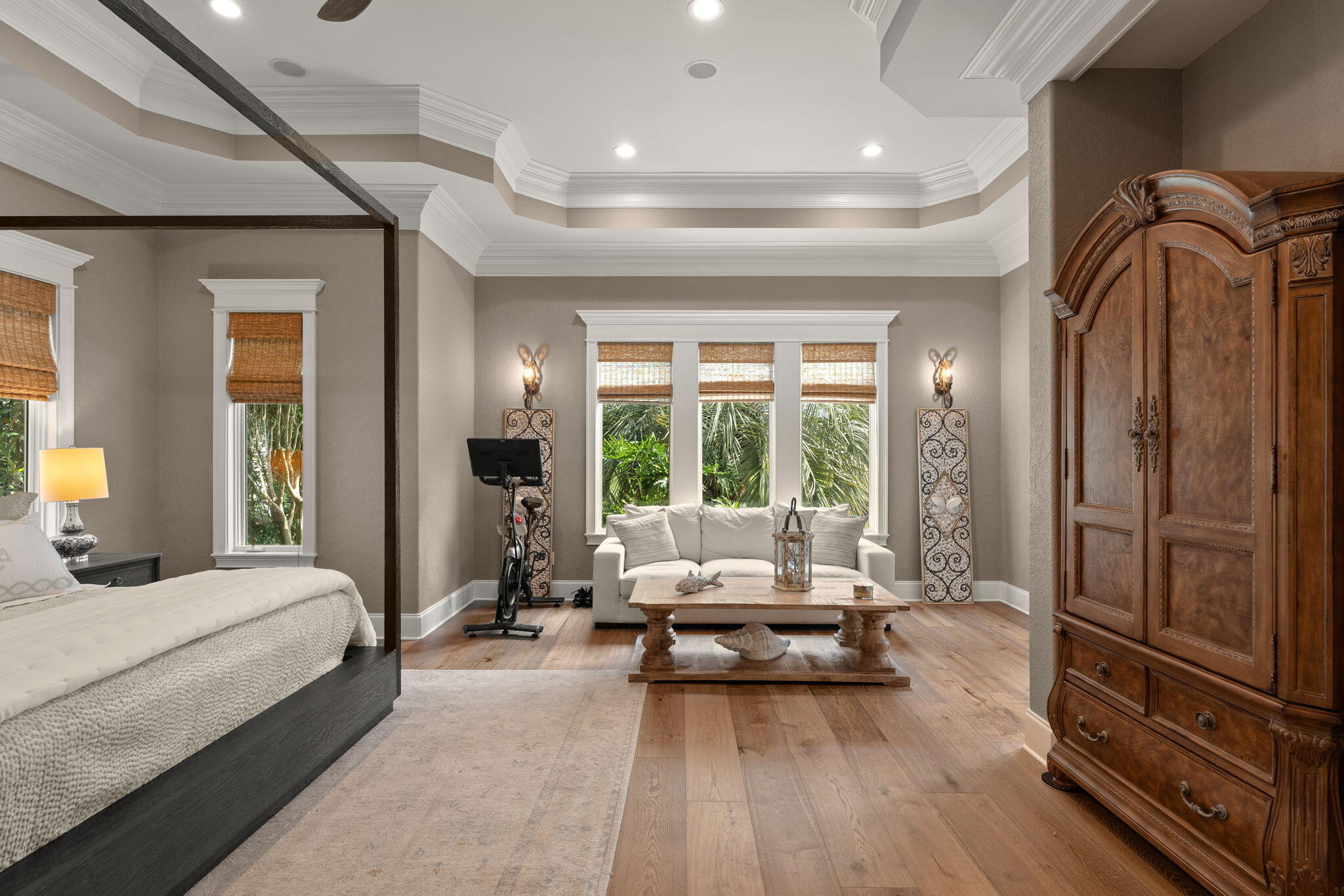 BURNT PINE - Residential