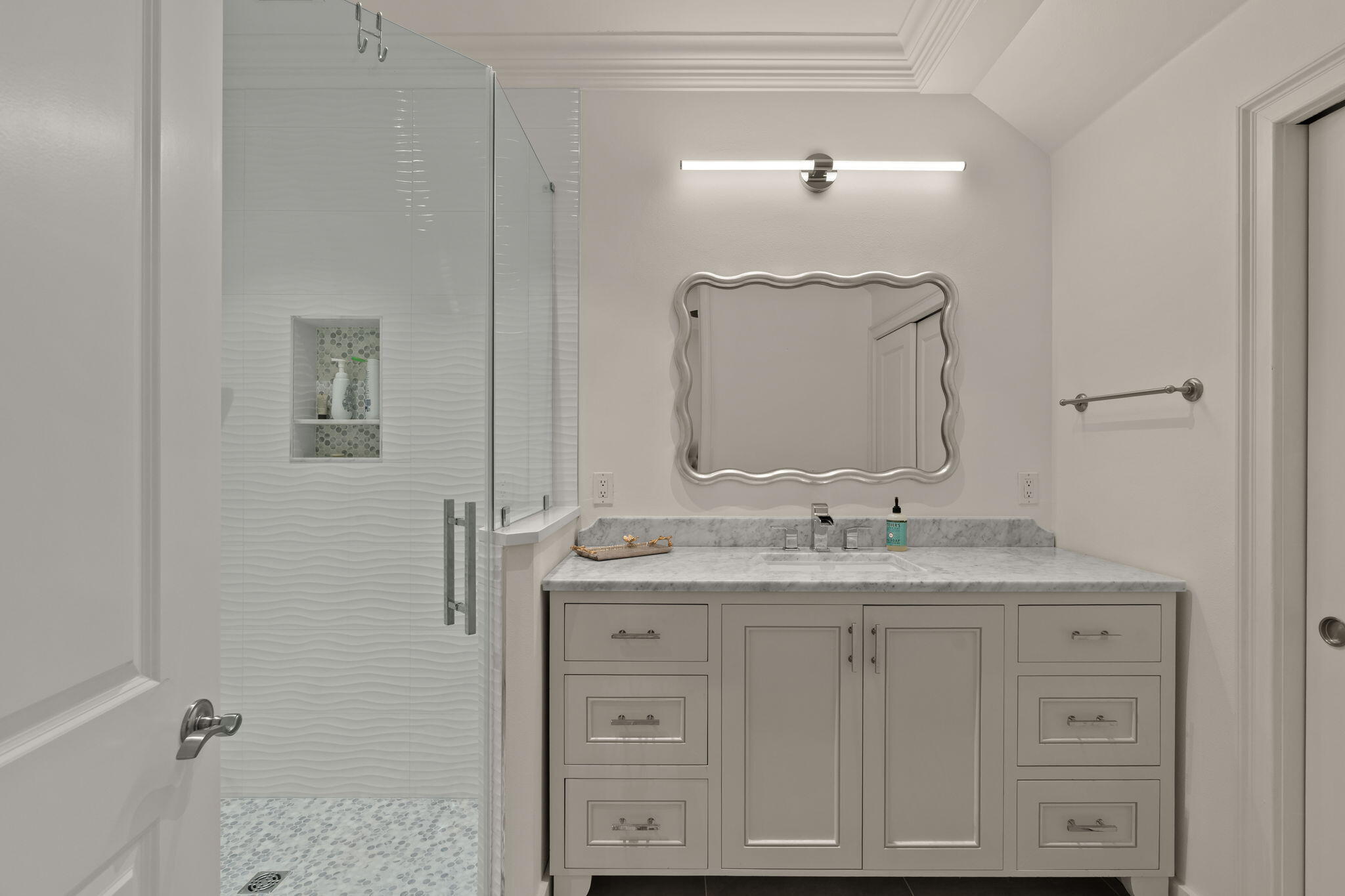 BURNT PINE - Residential