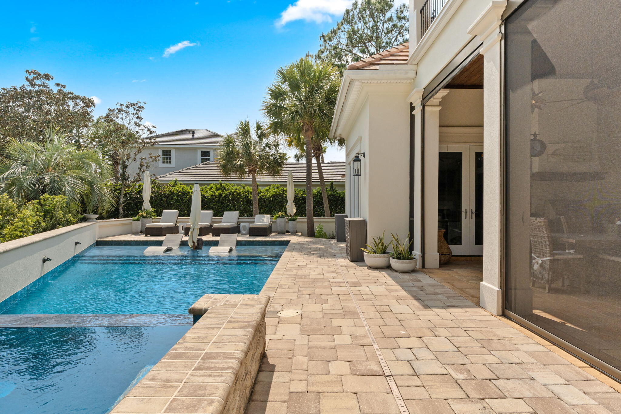 BURNT PINE - Residential