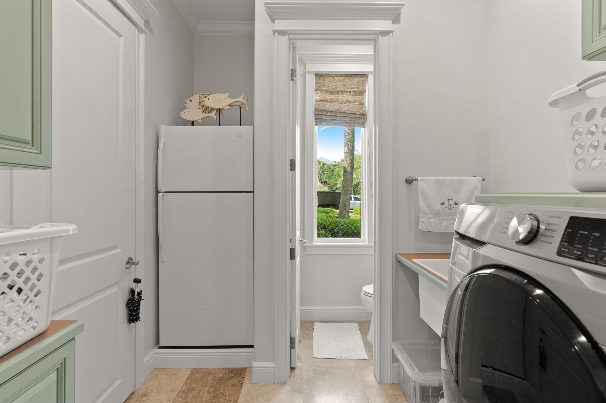 BURNT PINE - Residential