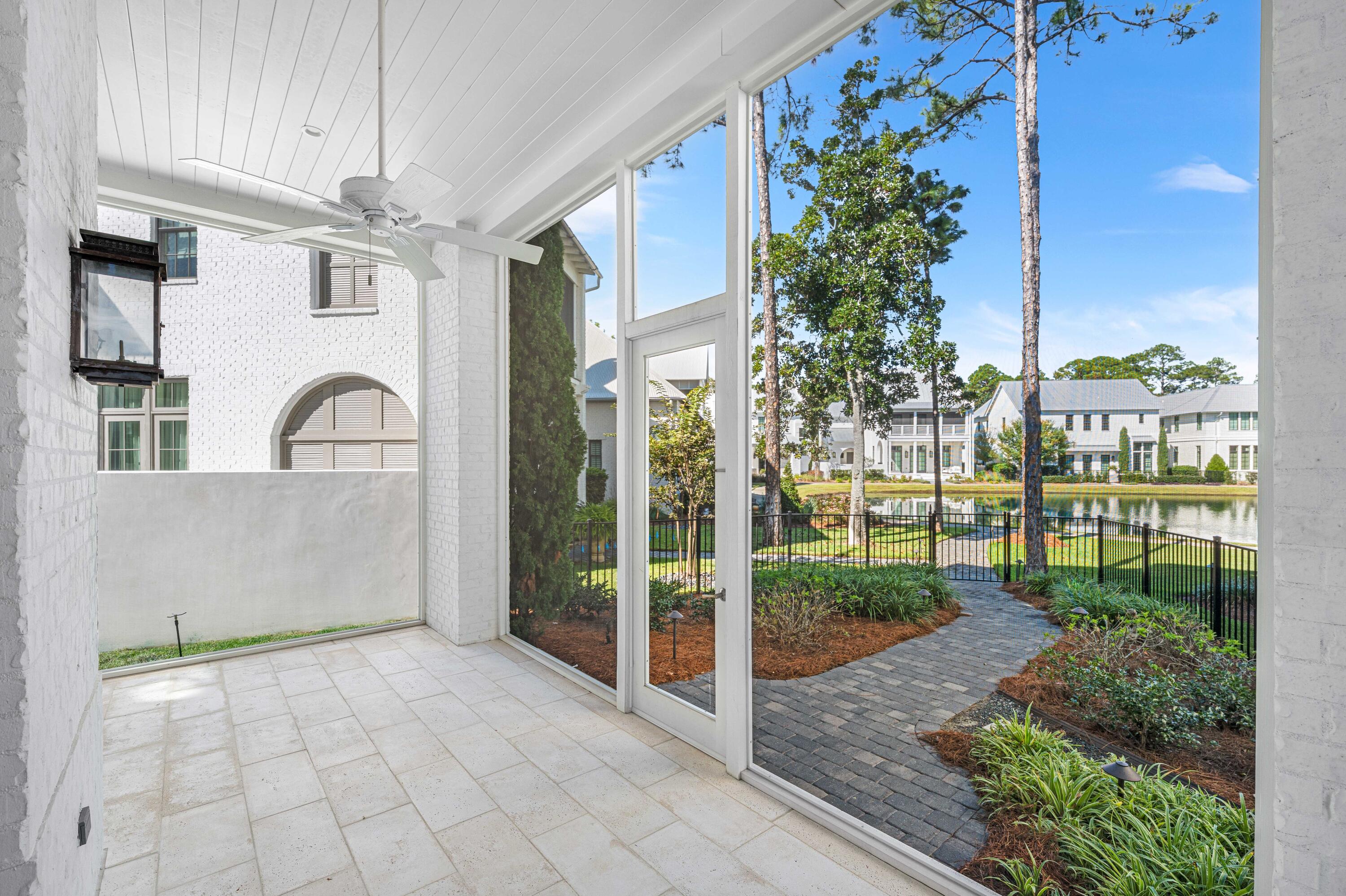 CHURCHILL OAKS - Residential