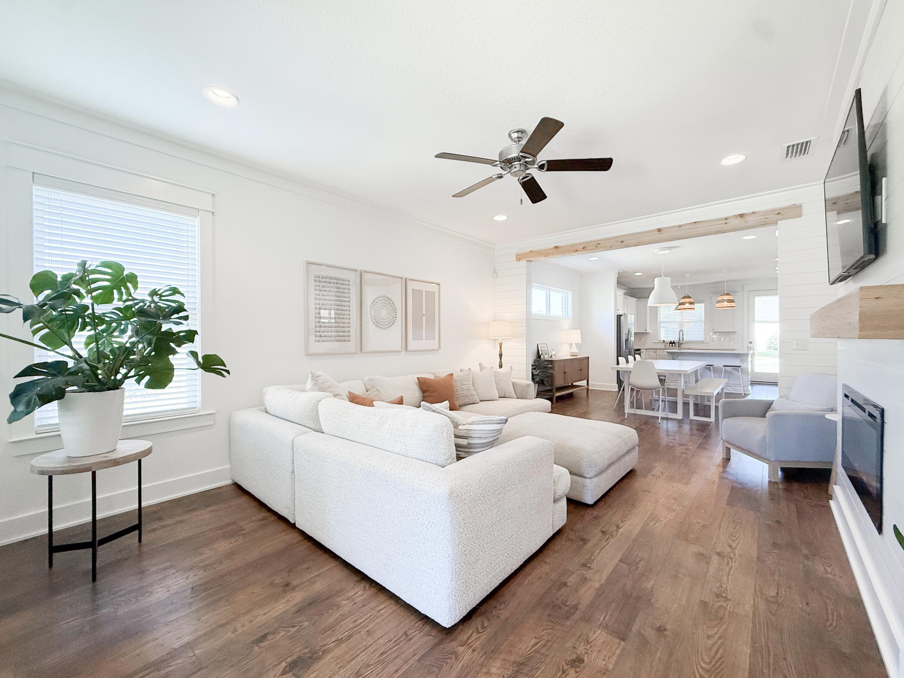 MARINA VILLAGE - Residential