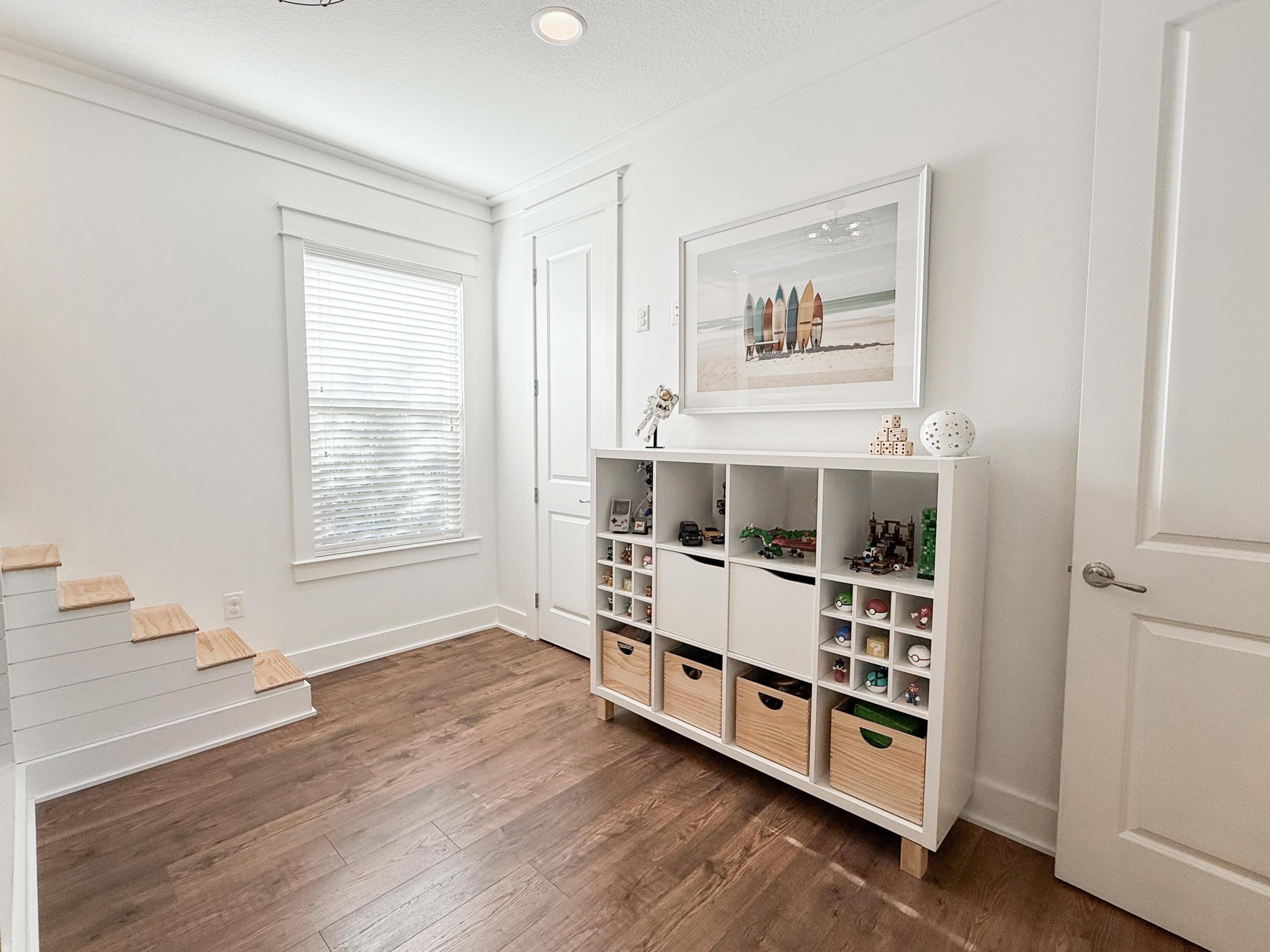 MARINA VILLAGE - Residential