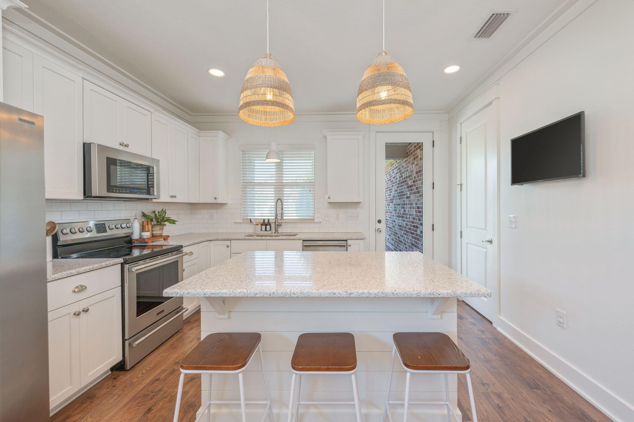 MARINA VILLAGE - Residential