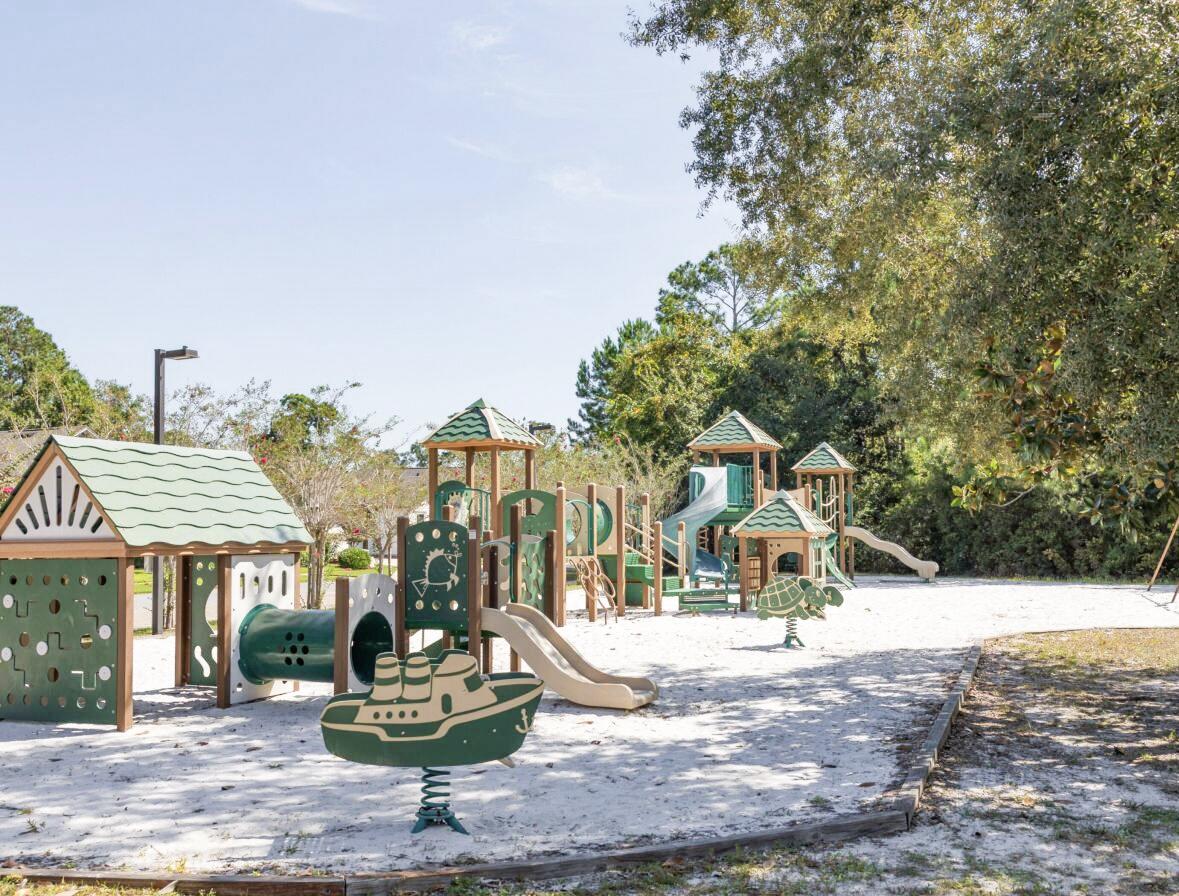 MARINA VILLAGE - Residential