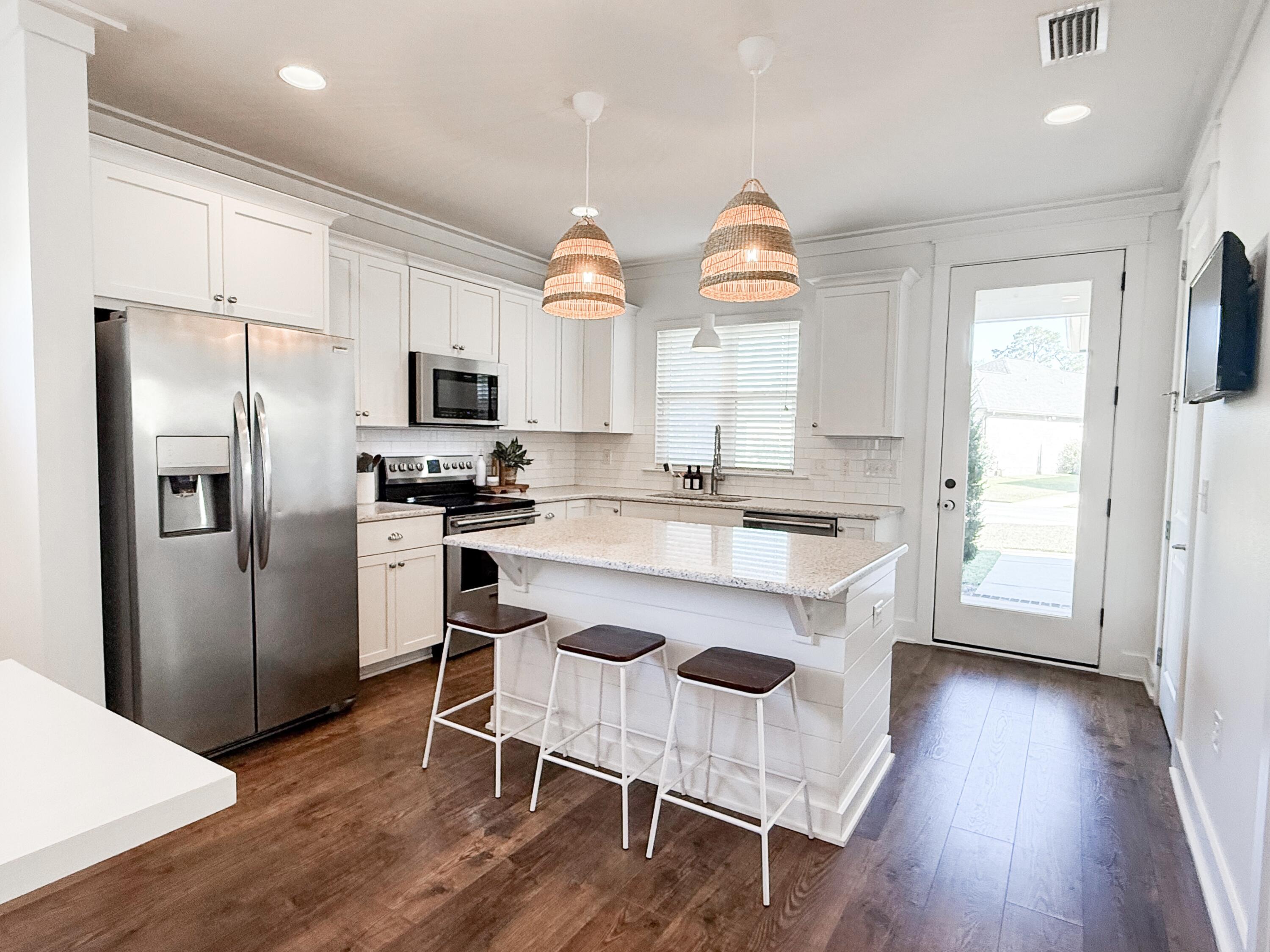 MARINA VILLAGE - Residential