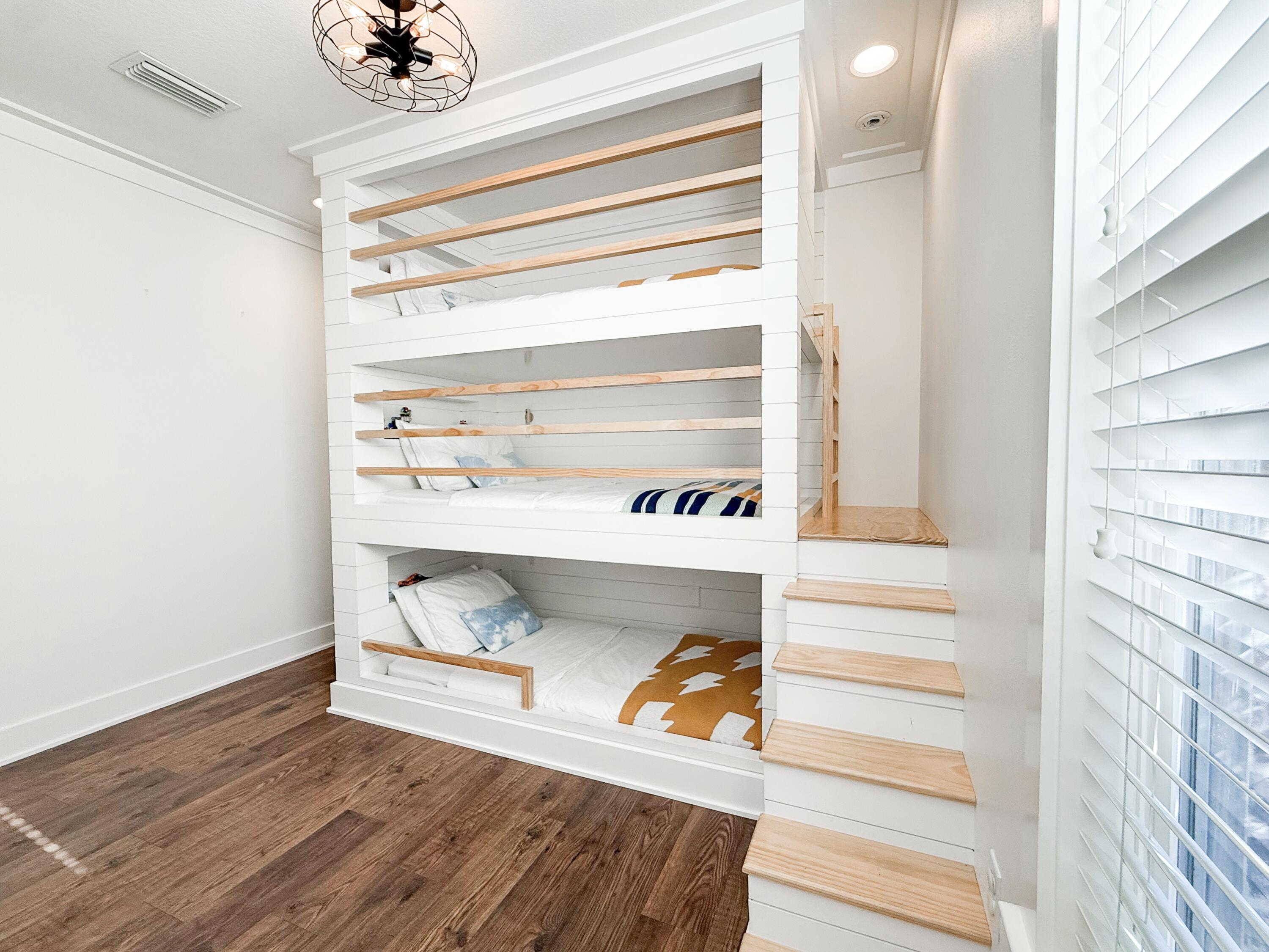 MARINA VILLAGE - Residential