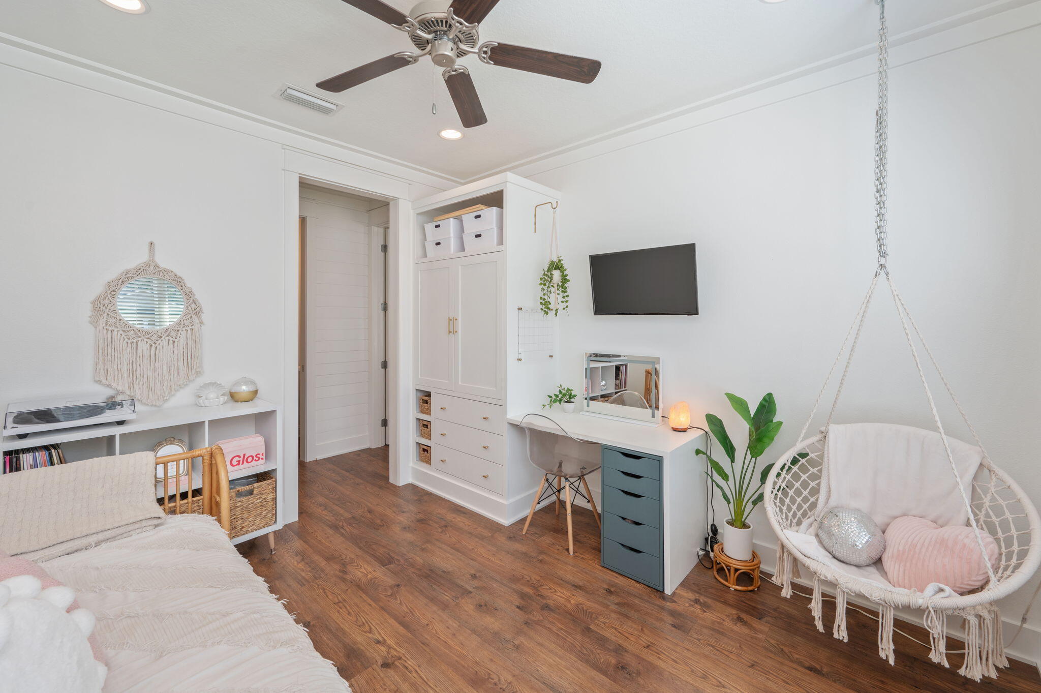 MARINA VILLAGE - Residential