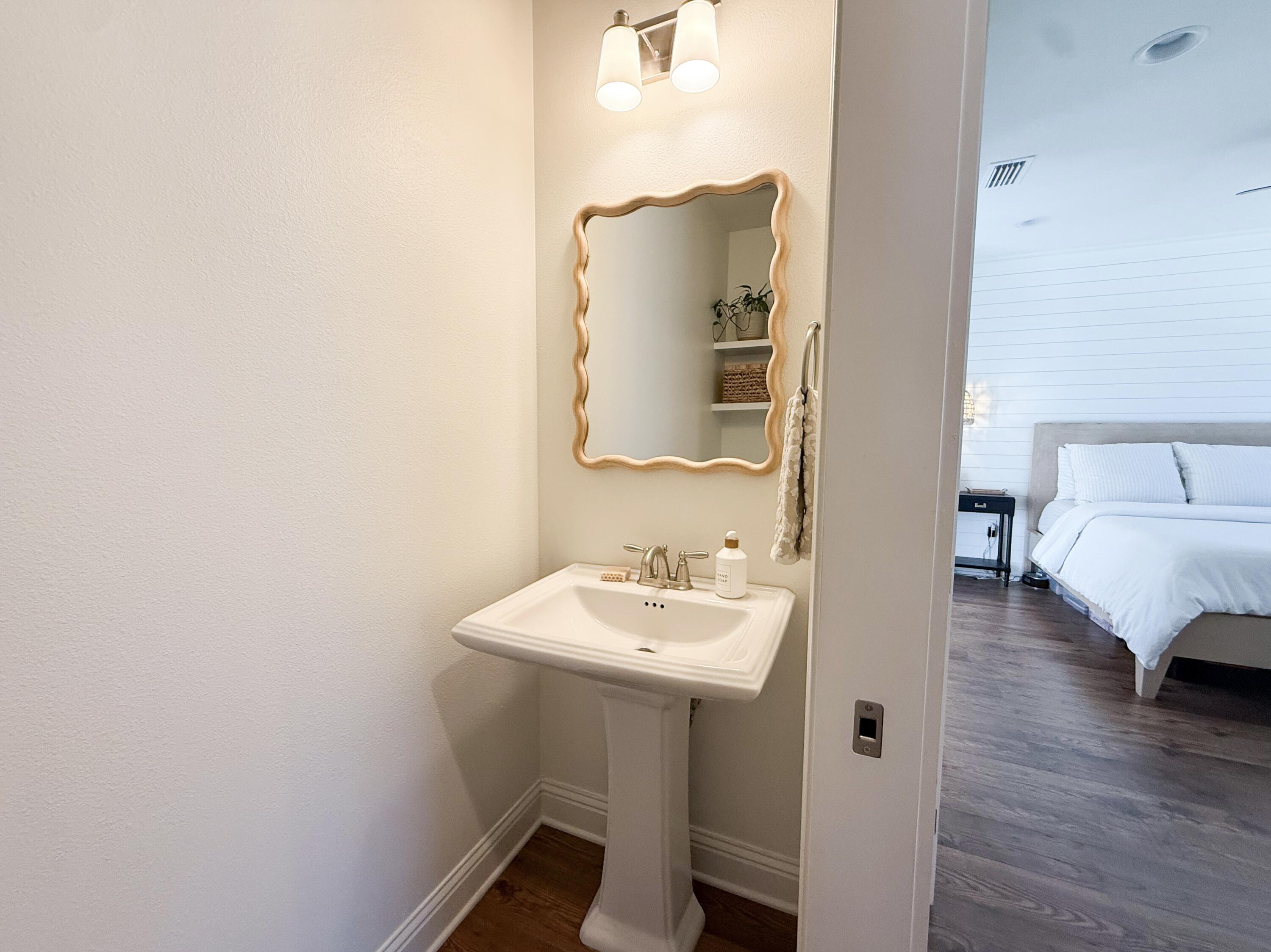 MARINA VILLAGE - Residential