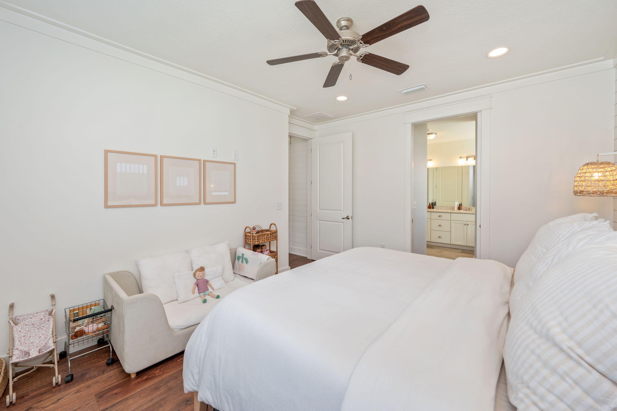 MARINA VILLAGE - Residential