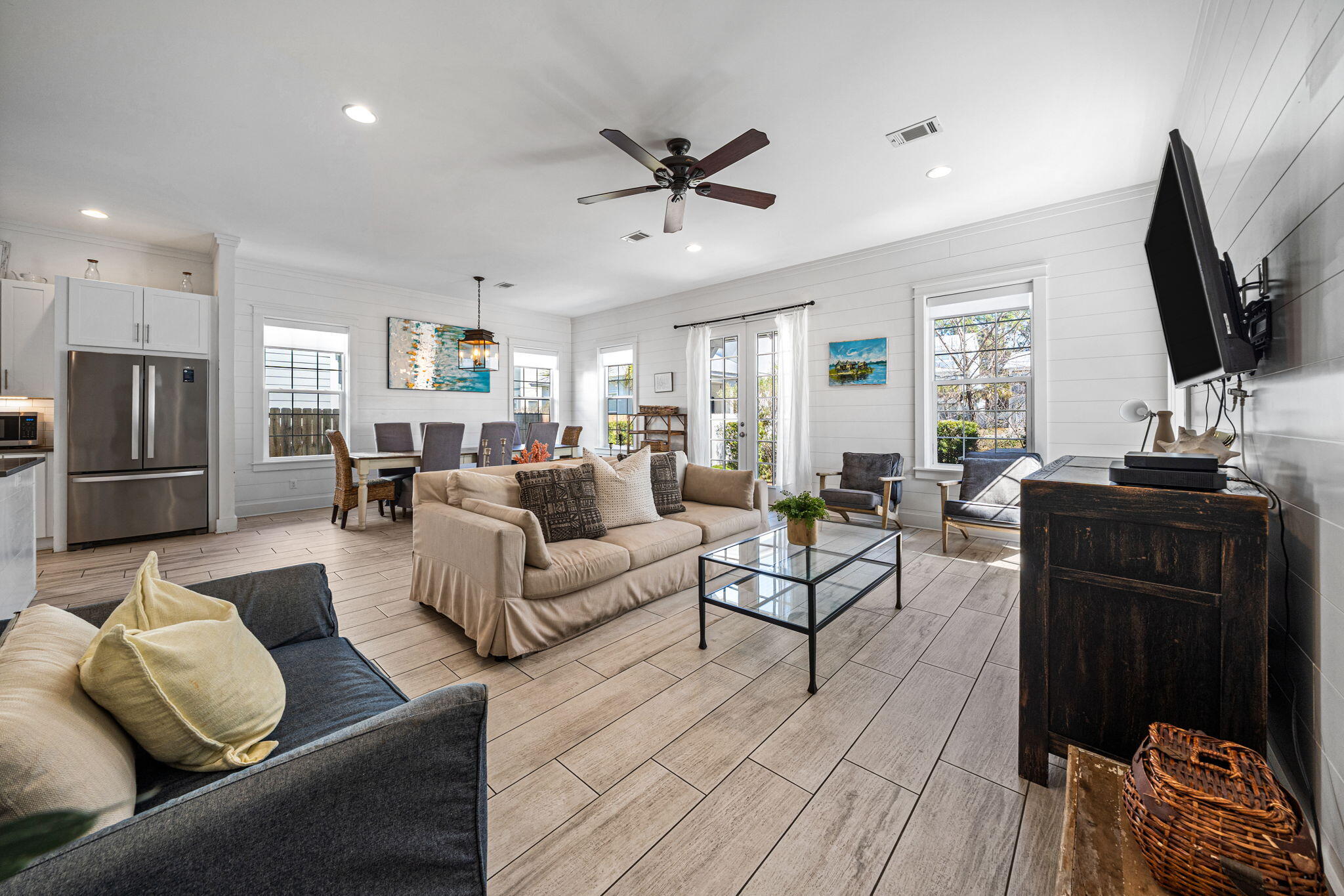 FRANGISTA BEACH 3RD ADDN - Residential