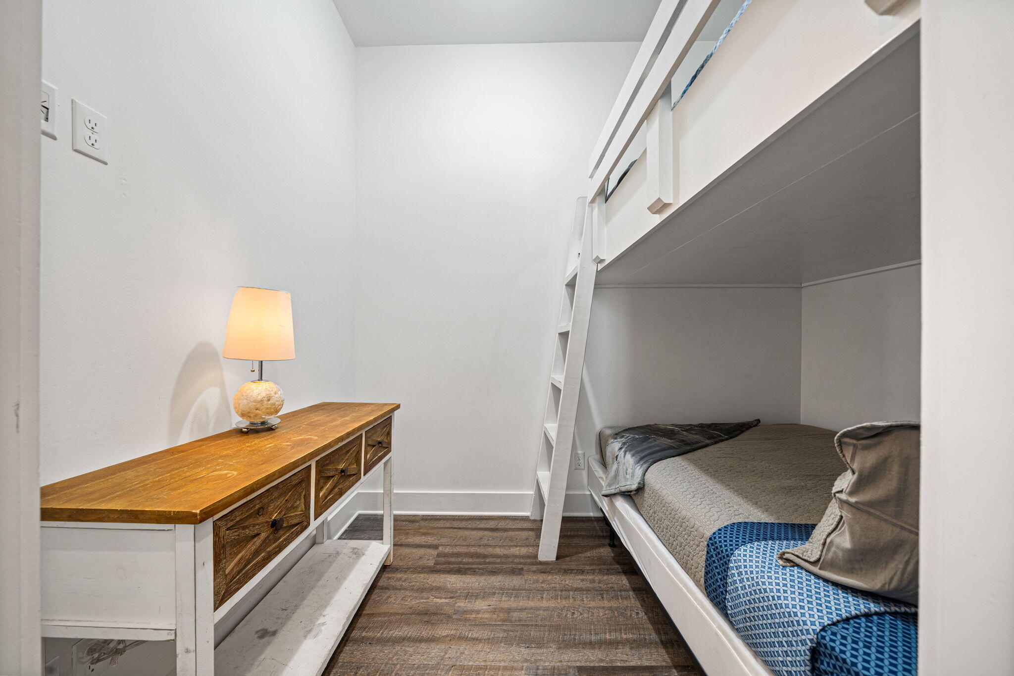 FRANGISTA BEACH 3RD ADDN - Residential