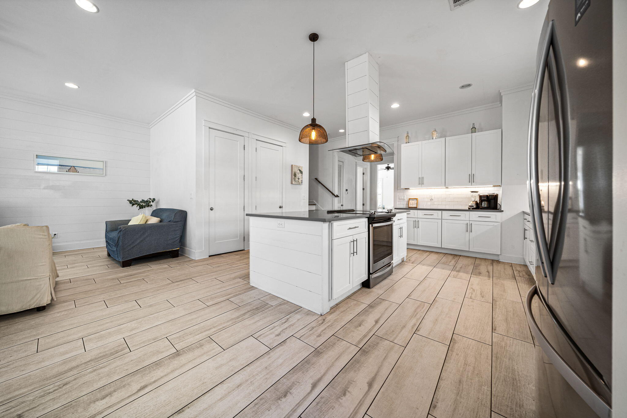 FRANGISTA BEACH 3RD ADDN - Residential