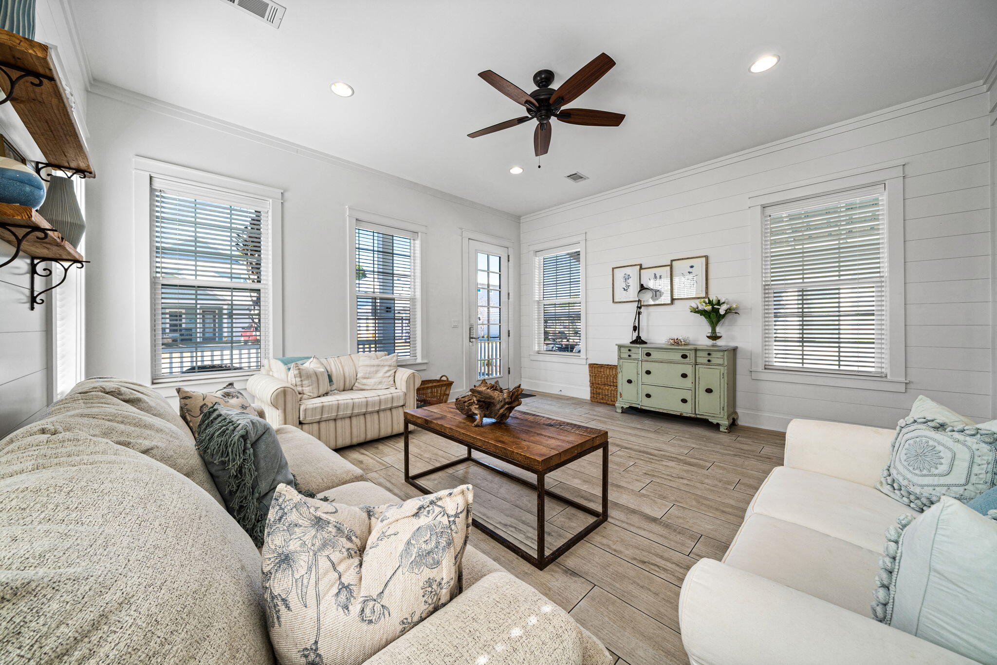 FRANGISTA BEACH 3RD ADDN - Residential