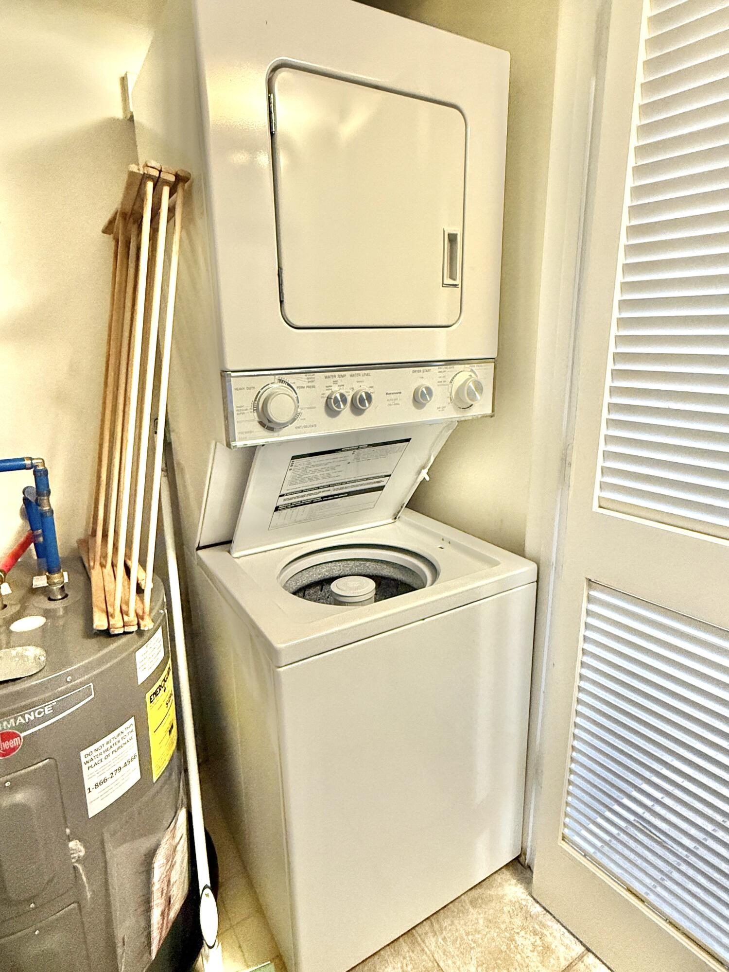 MAINSAIL CONDO PH 4 - Residential