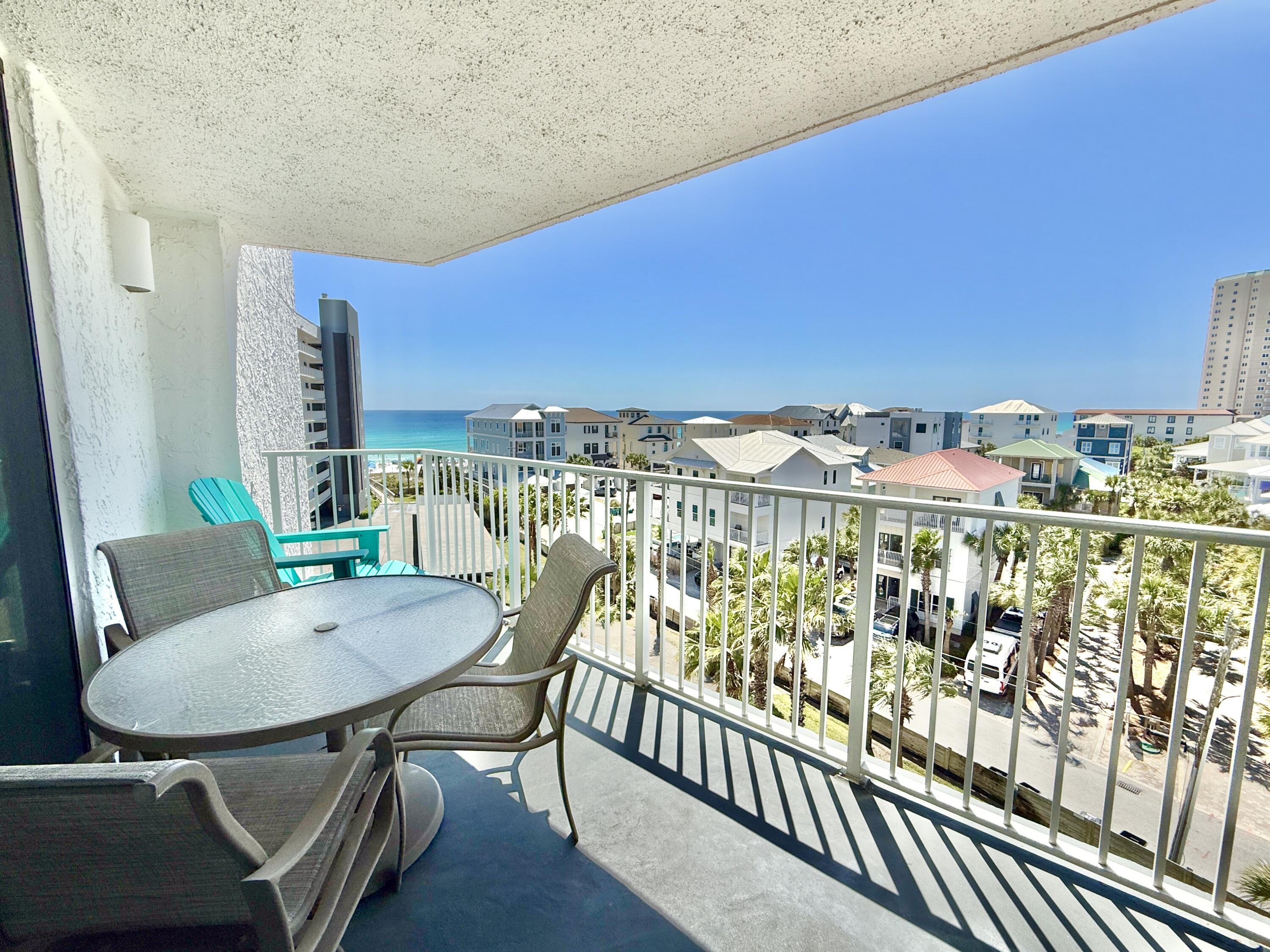 MAINSAIL CONDO PH 4 - Residential